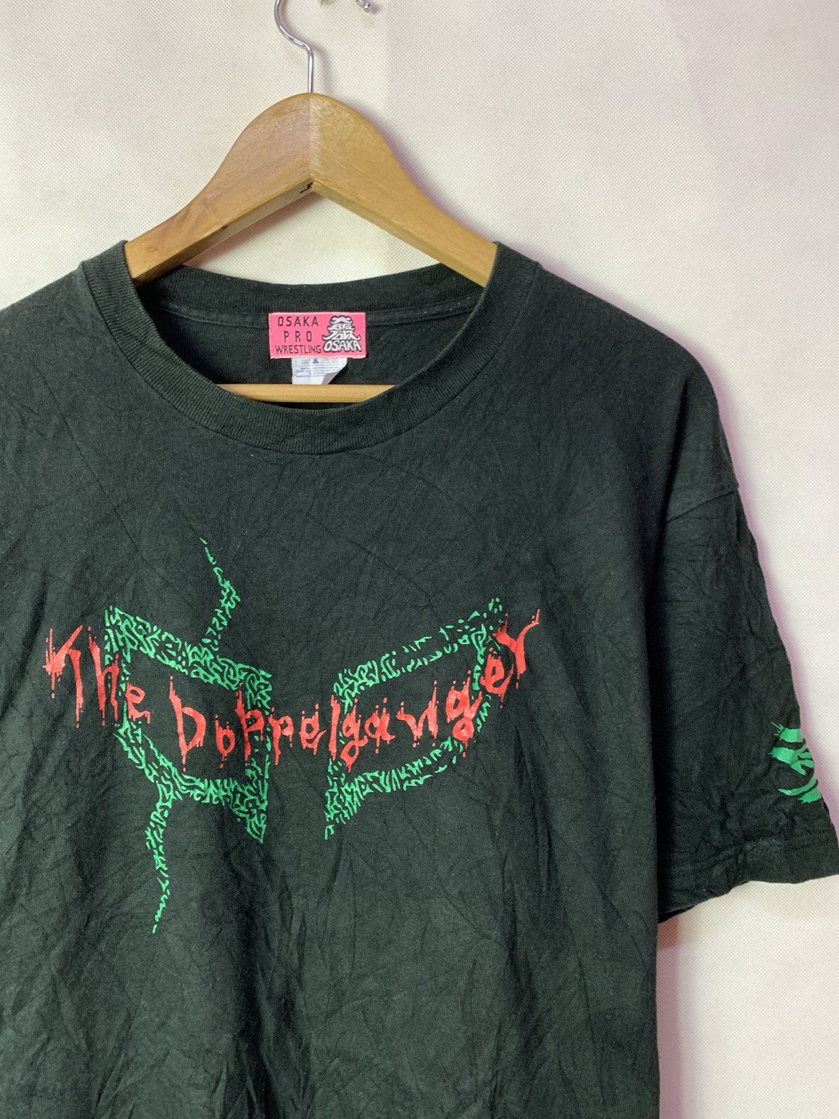 Japanese Brand Rare! Eyes of the Doppelganger Osaka Pro Wrestling Tee Size US L / EU 52-54 / 3 - 3 Thumbnail