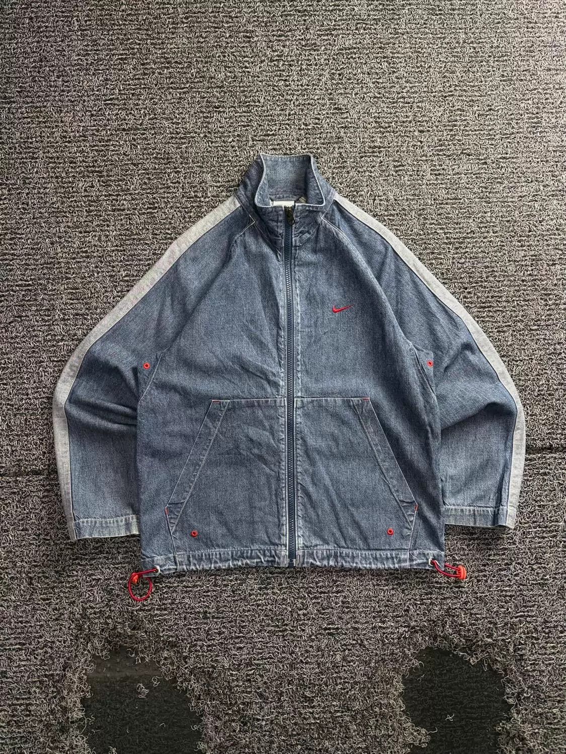 Nike Nike Vintage Logo Distressed Denim Jacket Unisex 140 Size US XS / EU 42 / 0 - 3 Thumbnail