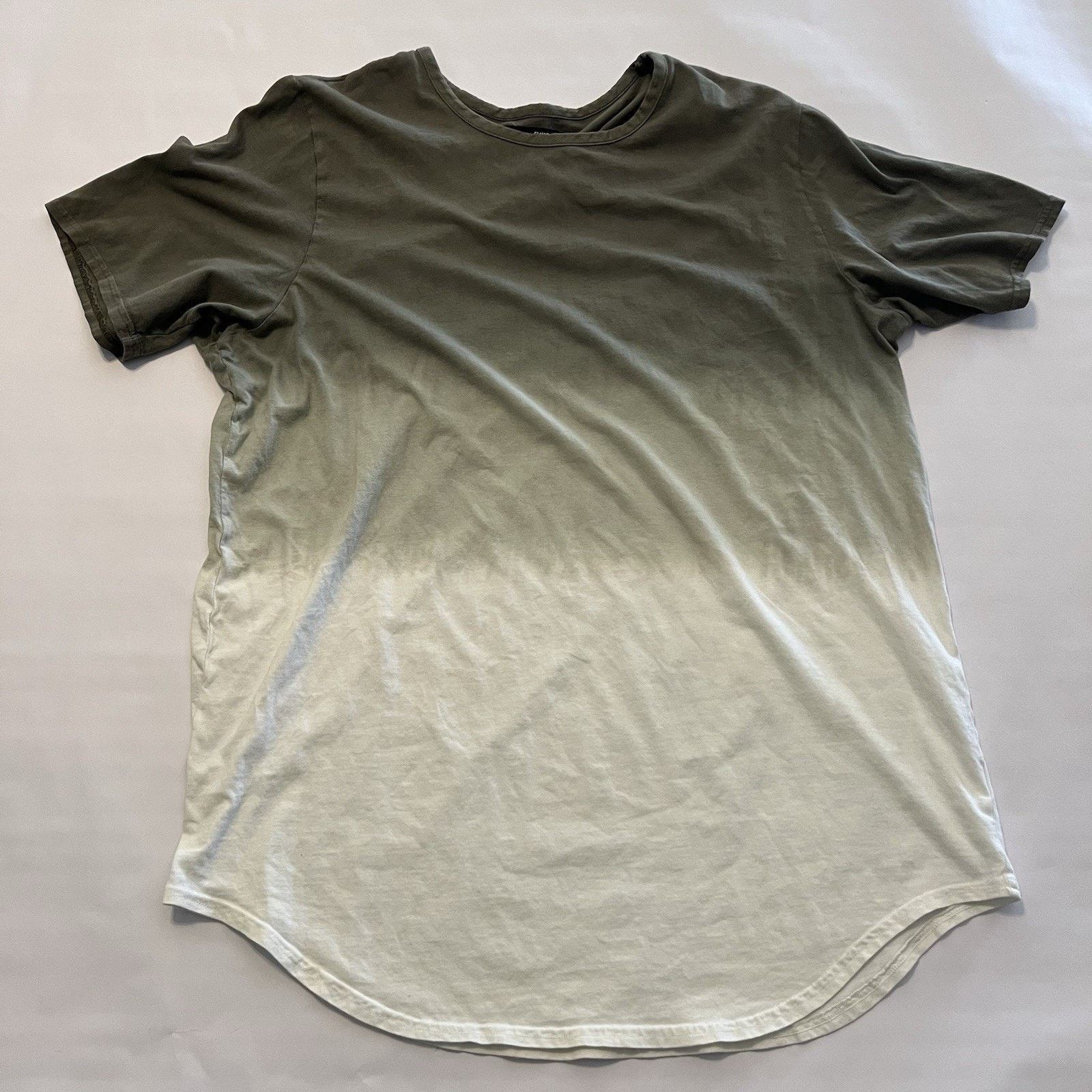 Elwood Elwood Green Short Sleeve T Shirt Mens XL Scallop Curve Hem Size US XL / EU 56 / 4 - 1 Thumbnail