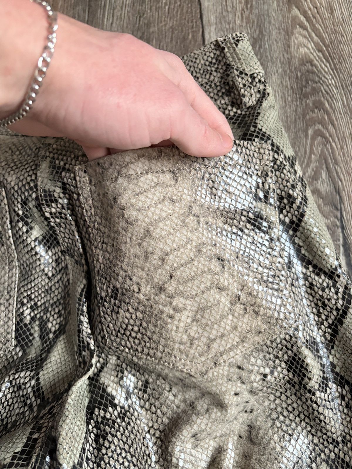 Tommy Hilfiger NWT AW19 Tommy Hilfiger x Zendaya Snakeskin Python Leather Size 26" / US 2 / IT 38 - 14 Thumbnail