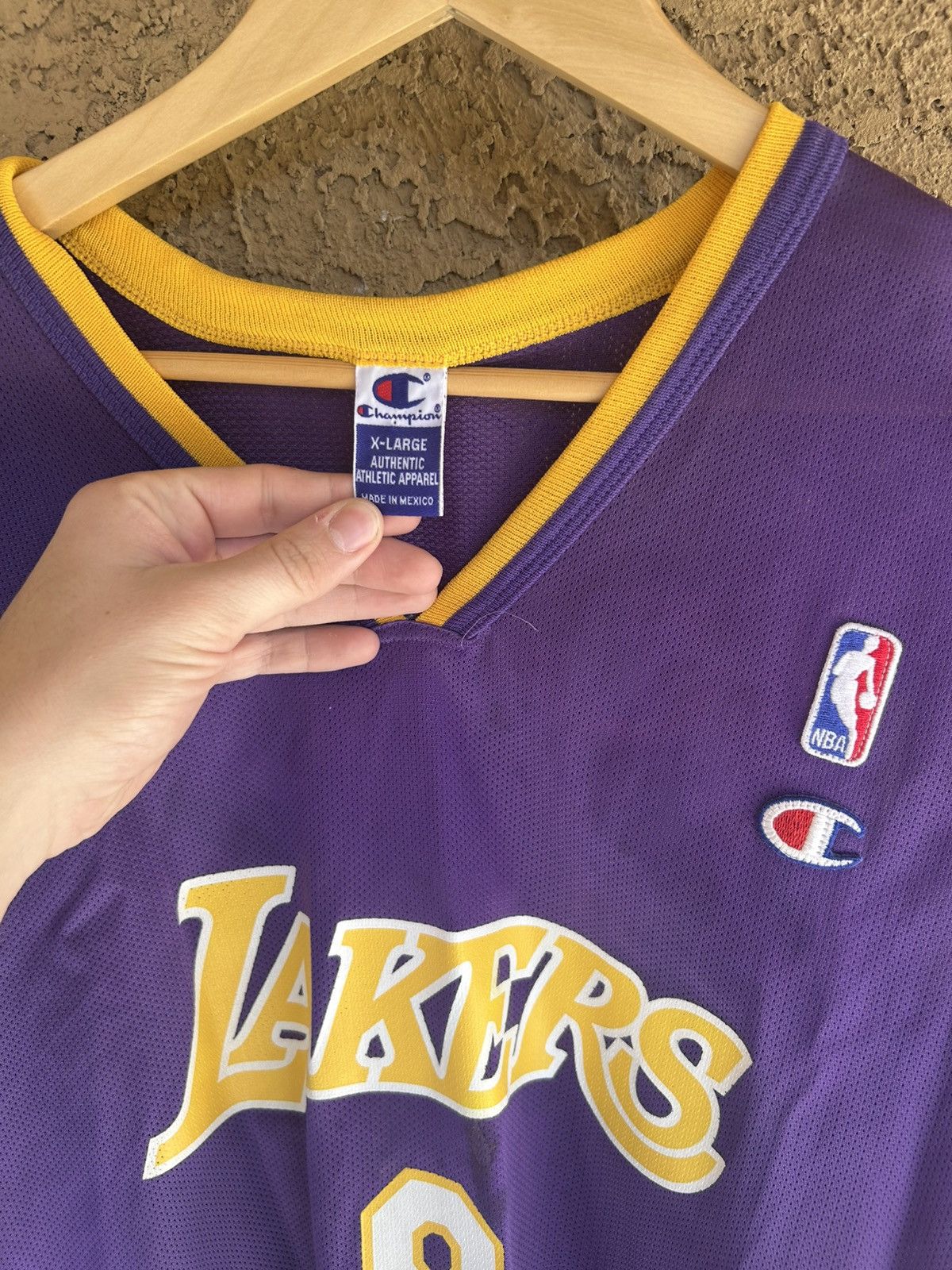 Champion × NBA × Vintage Vintage Kobe Bryant Los Angeles Lakers Champion Jersey XL Size US XL / EU 56 / 4 - 2 Thumbnail