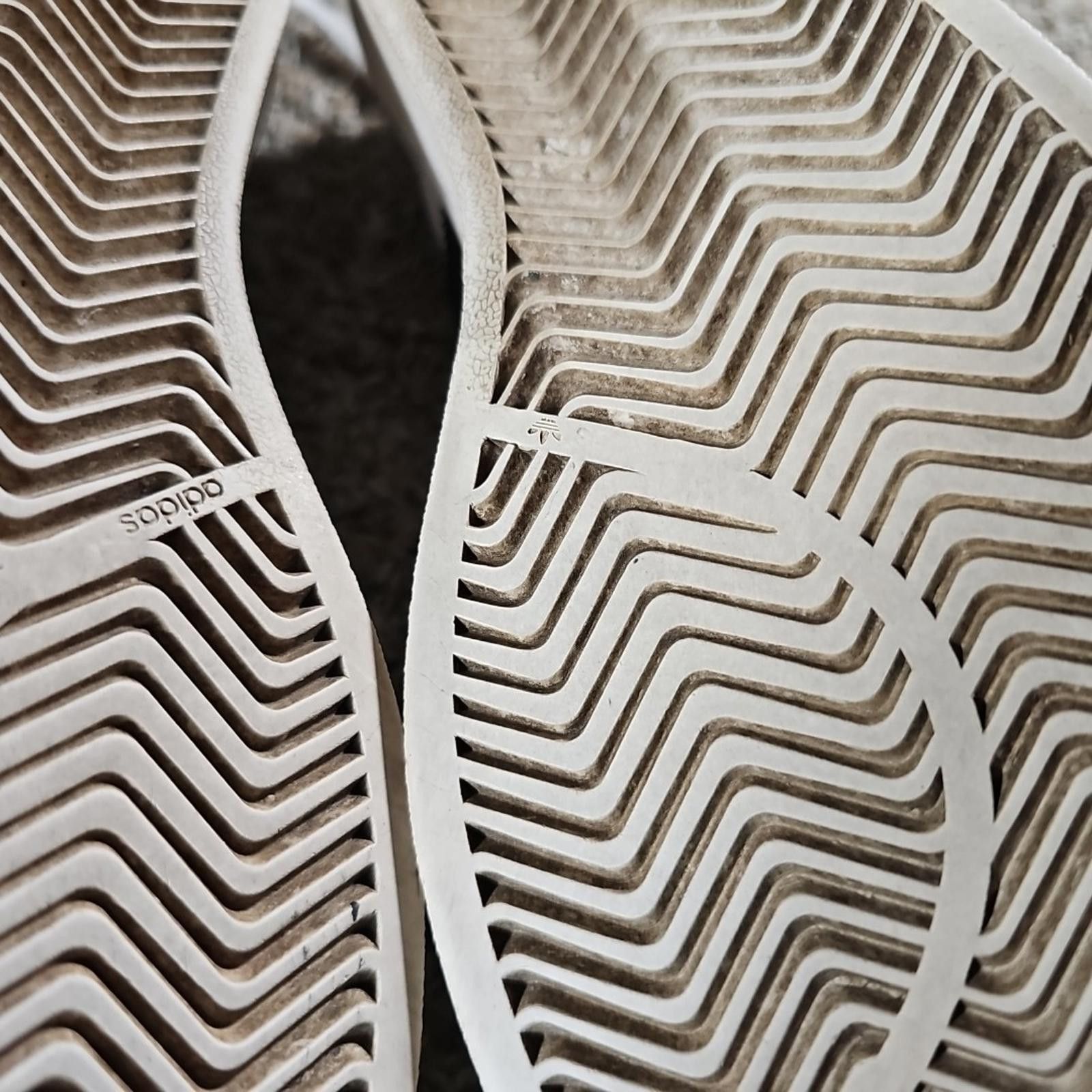 Adidas Adidas Superstar ART C77153 sz 11 White Black Stripe Clam Size US 11 / EU 44 - 12 Thumbnail
