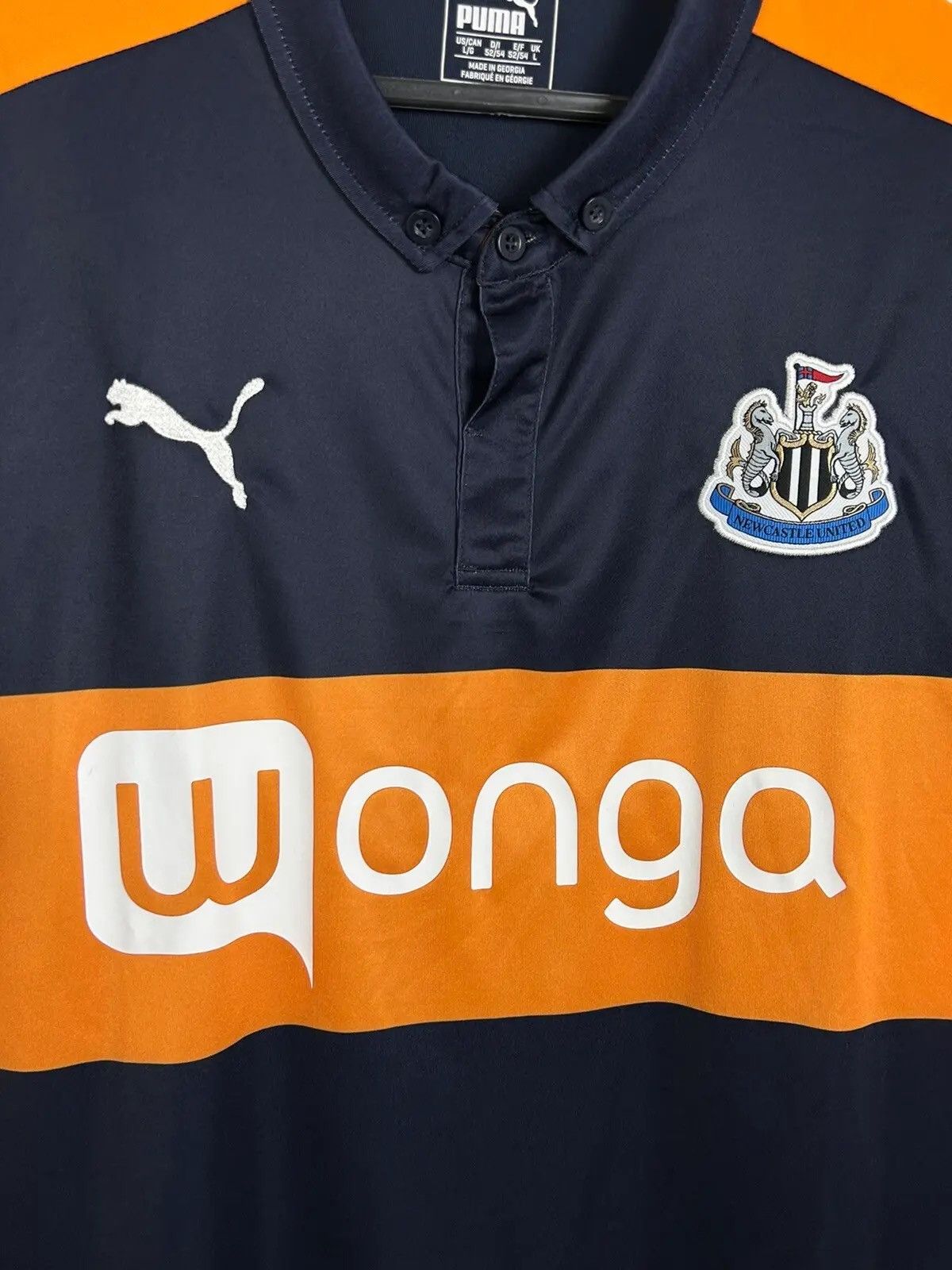Puma Puma x Newcastle United 2016/17 Away Kit Soccer Jersey Size US L / EU 52-54 / 3 - 4 Thumbnail