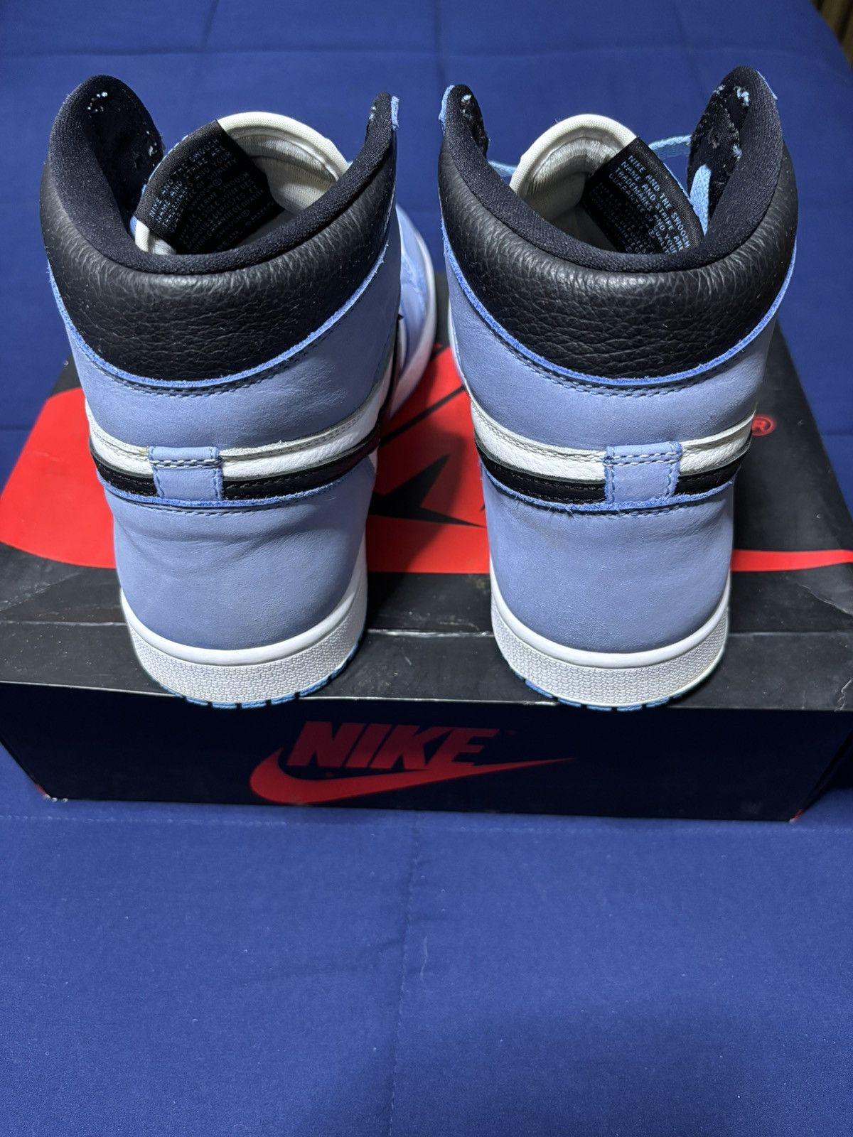 Jordan Brand Jordan 1 Retro High OG University Blue 2021 Size 10.5 Size US 10.5 / EU 43-44 - 4 Thumbnail
