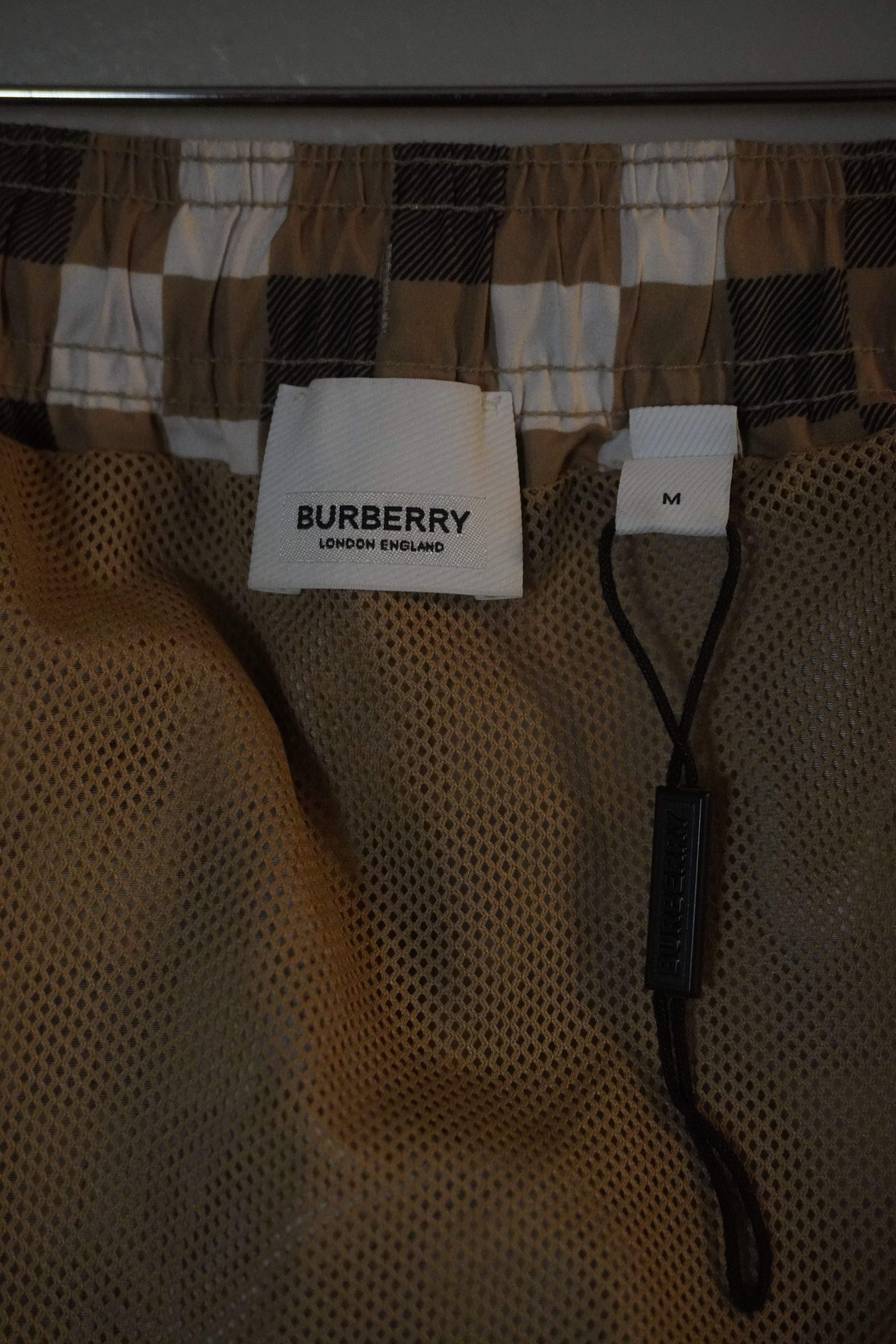 Burberry Size M Burberry Pixel Check Drawstring Swim Shorts Size US 31 - 3 Thumbnail