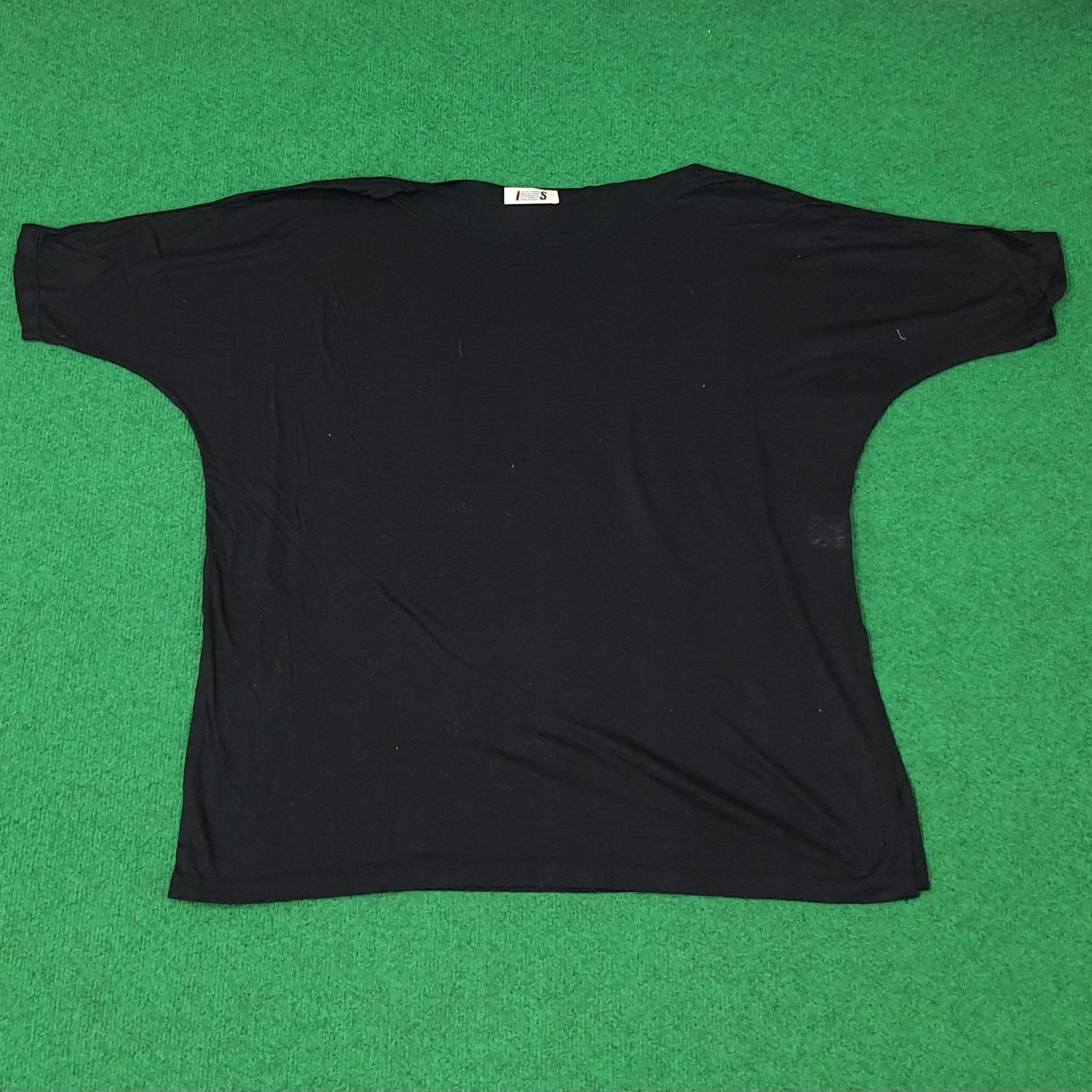 Issey Miyake Vintage Issey Miyake Japanese Designer Brand Tshirt C223N31 Size XL / US 12-14 / IT 48-50 - 1 Thumbnail