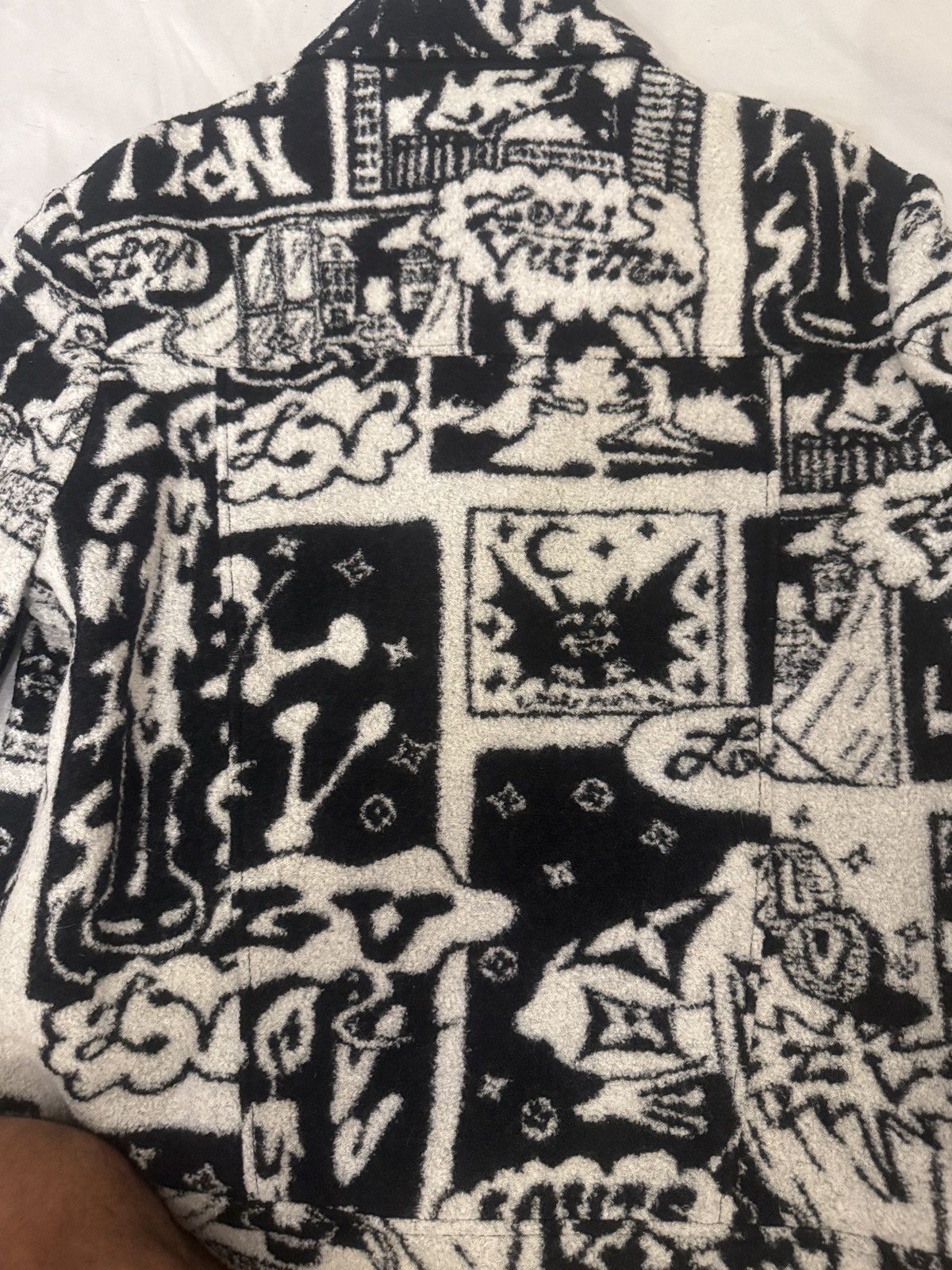 Louis Vuitton Louis Vuitton Comics Trucker Jacket Size US M / EU 48-50 / 2 - 4 Thumbnail