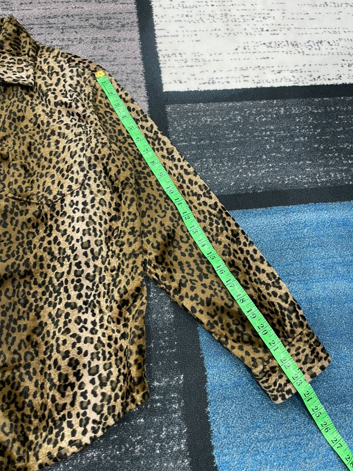 Japanese Brand Vintage No Means No Leopard Design Shirt Size US M / EU 48-50 / 2 - 17 Thumbnail