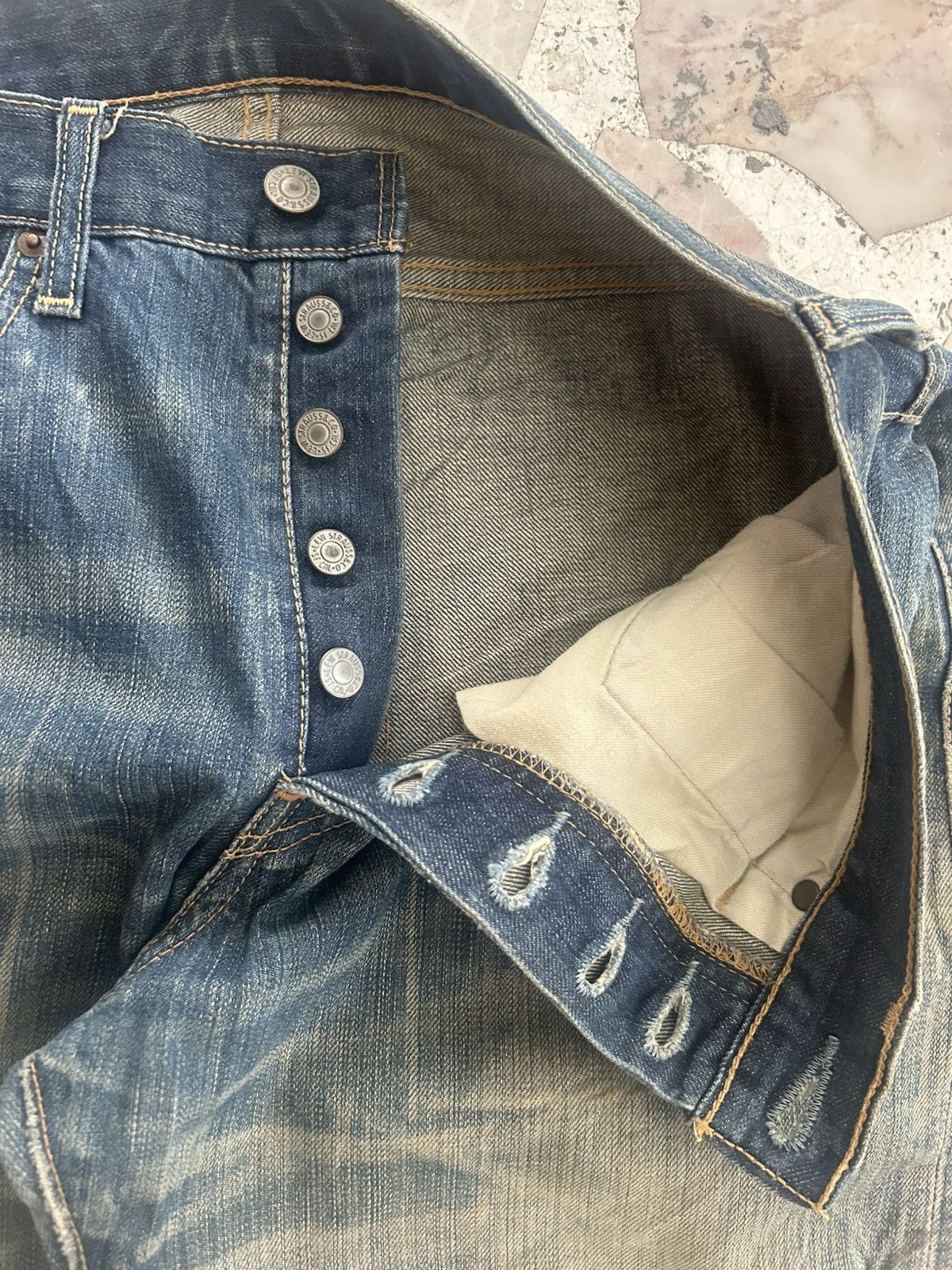 Levi's Levis 501 Japan Made Ripped Jeans Vintage Denim Size US 31 - 7 Thumbnail