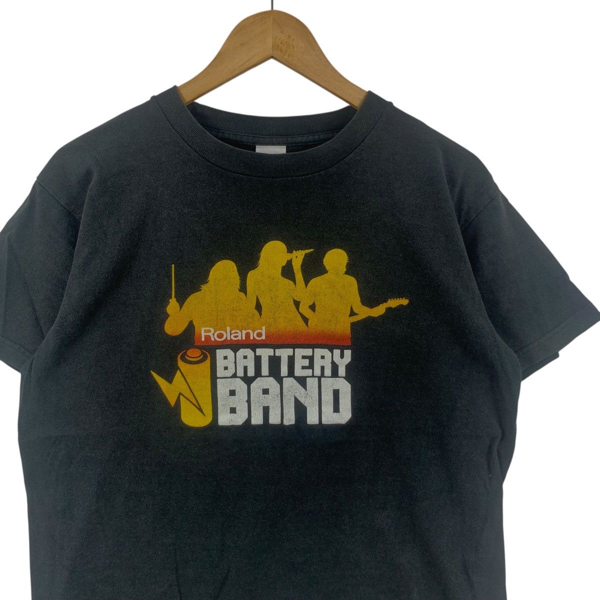 Other ROLAND AMPS CUBE Battery Band Promo Tee Shirt Top Tour Size US M / EU 48-50 / 2 - 5 Thumbnail