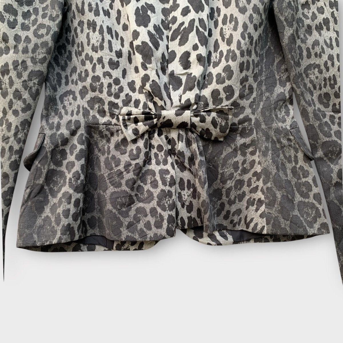 Moschino MOSCHINO CHEAPANDCHIC LEOPARD PRINTED WOMEN JACKET Size XS / US 0-2 / IT 36-38 - 13 Thumbnail