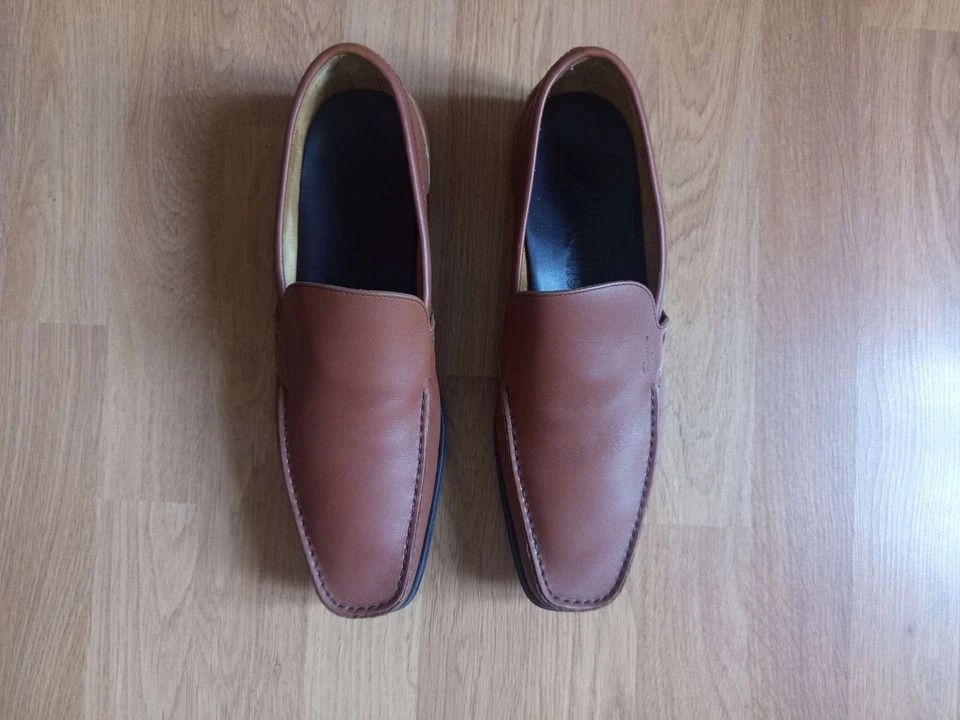 Salvatore Ferragamo Salvatore Ferragamo Men's Leather Loafers Brown 42 EU, 9 US Size US 9 / EU 42 - 2 Thumbnail