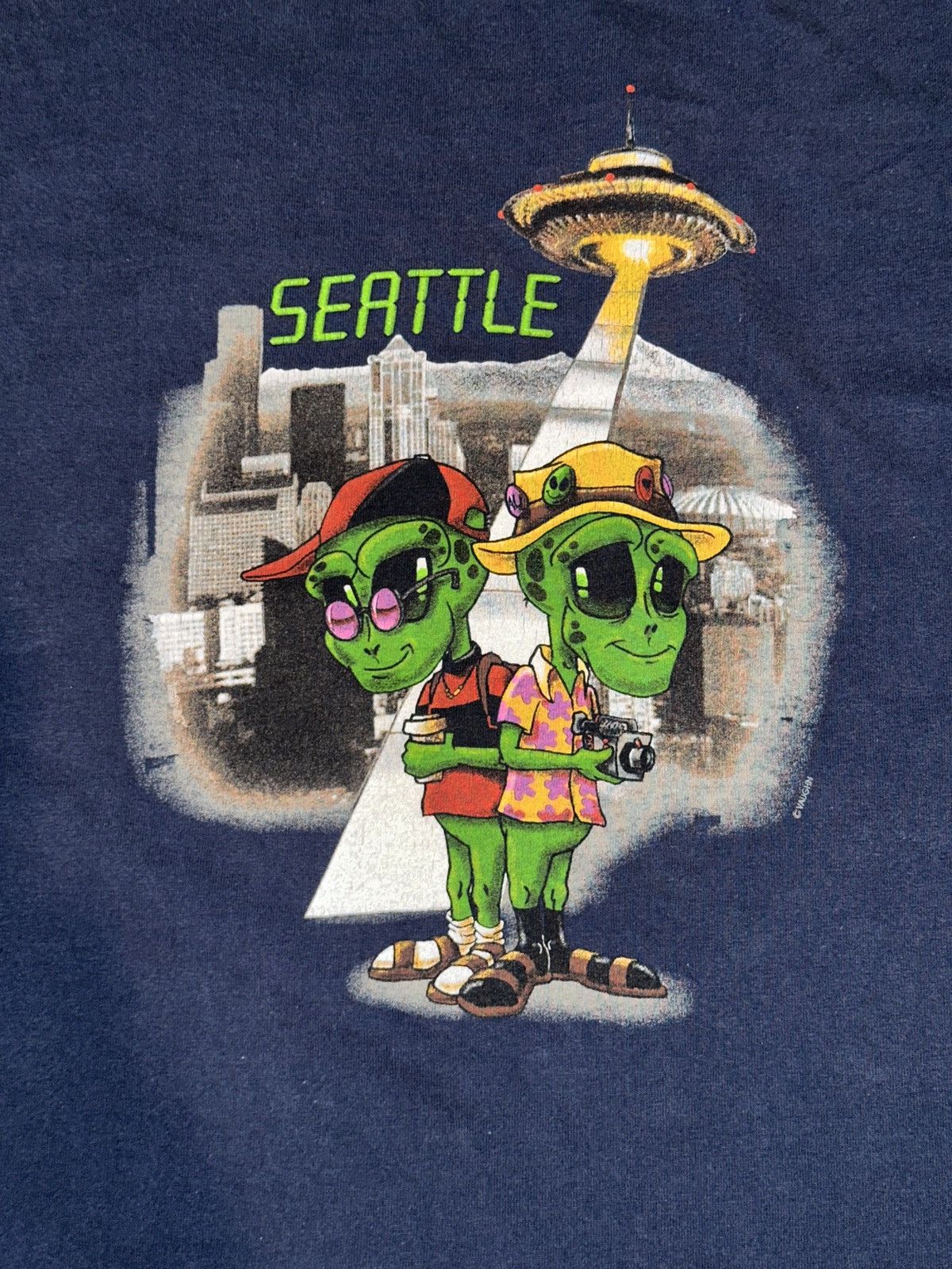 Hanes × Vintage Y2K Vtg SPACE ALIEN Tourists In SEATTLE Cartoon Tee XL Size US XL / EU 56 / 4 - 2 Thumbnail
