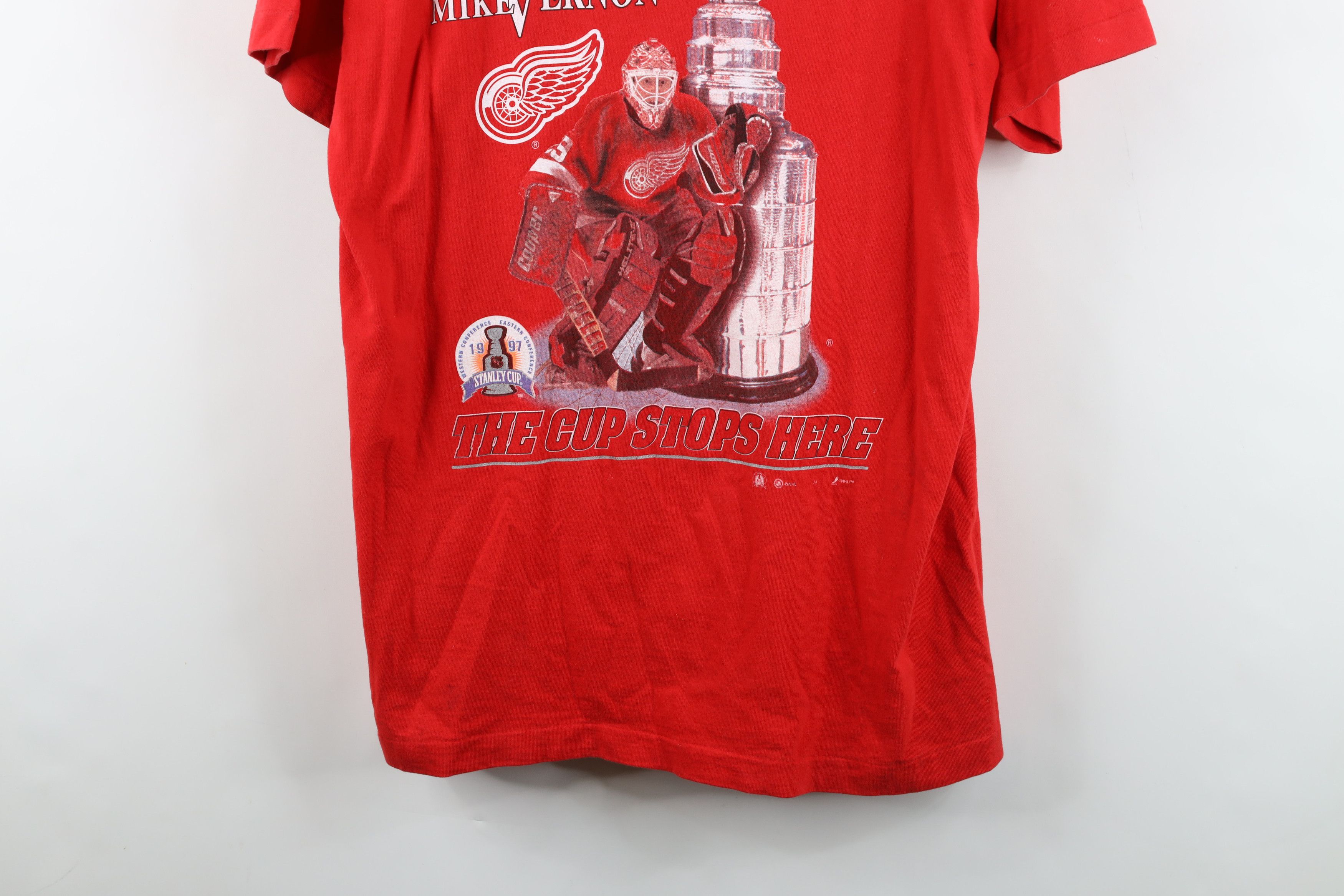 Vintage Vintage 90s Cup Champs Mike Vernon Detroit Red Wings T-Shirt Size US XL / EU 56 / 4 - 3 Thumbnail