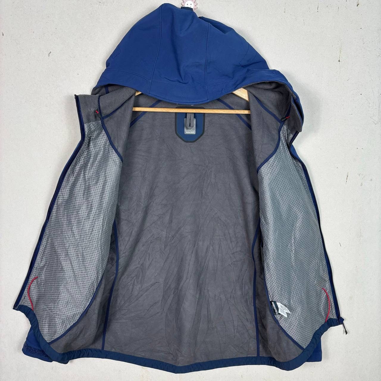 Montbell Montbell Softshell Climbarrier Hooded Jacket in Blue Size US L / EU 52-54 / 3 - 3 Thumbnail