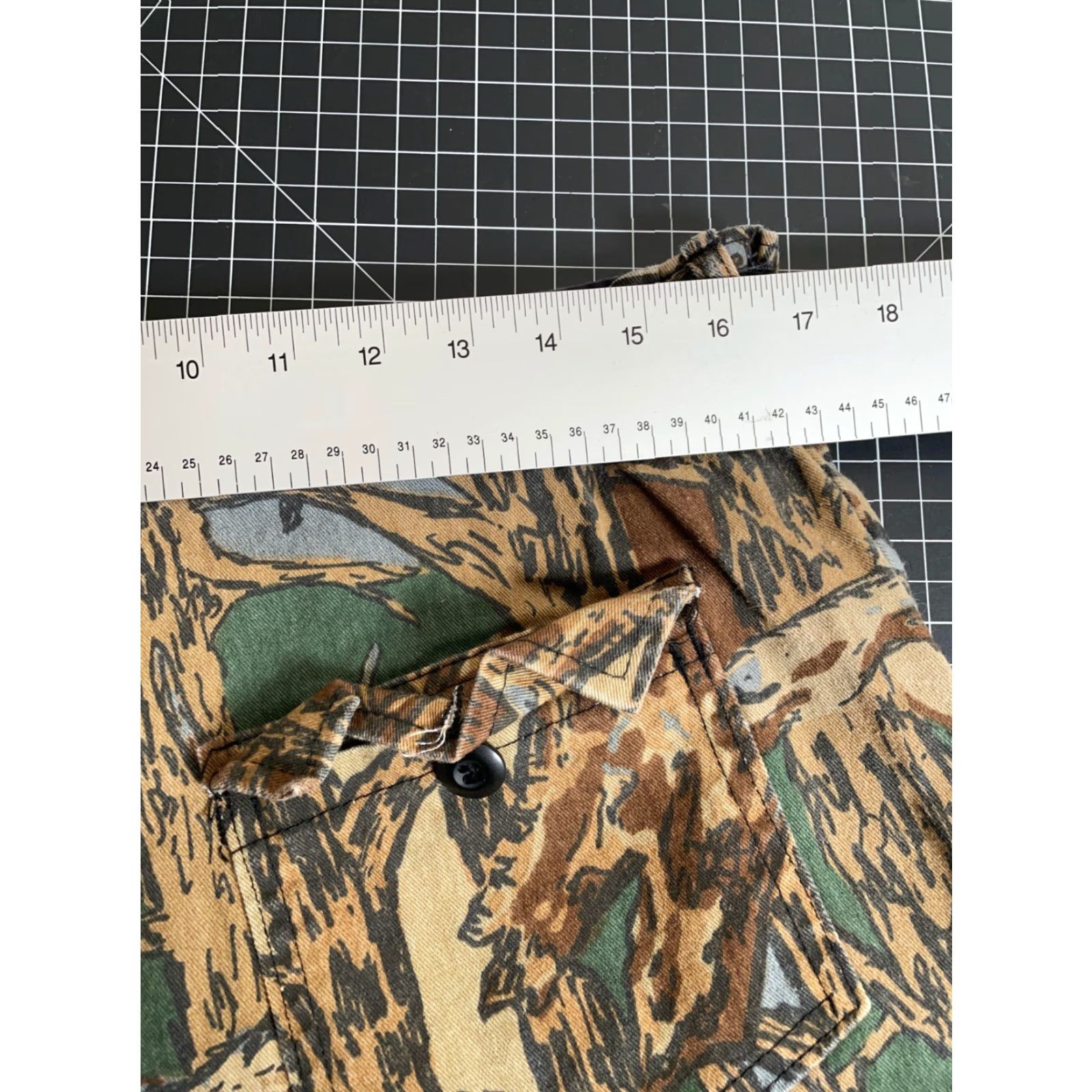 Vintage VINTAGE Prestige Cargo Pants Men Medium 34 x 32 Camouflage Cotton Nylon Zip Fly Tapered 90s Jungle Fatigue Size US 34 / EU 50 - 5 Thumbnail