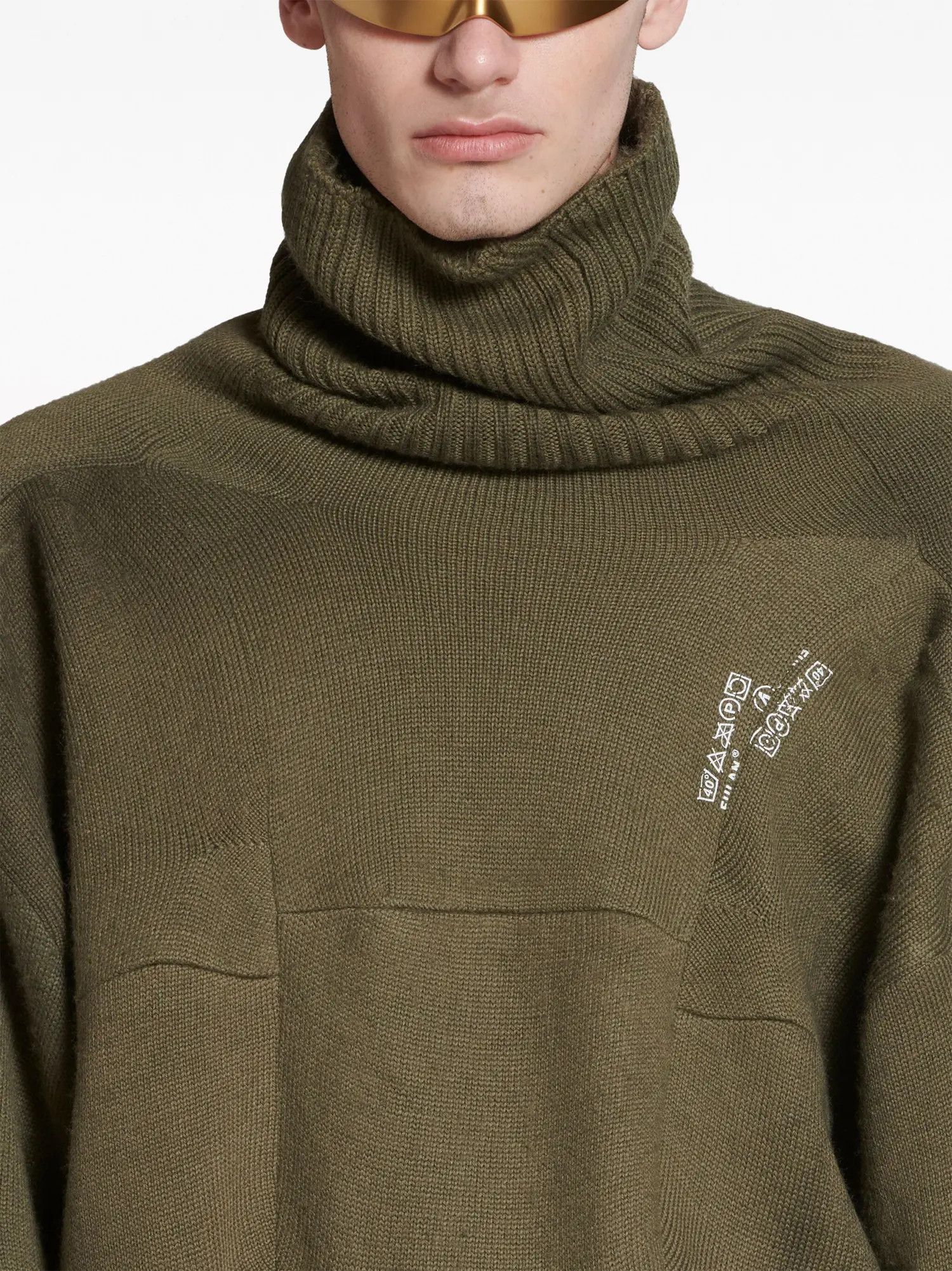 Balenciaga o1tr1nto0525 Upcycled Socks Sweater in Dark Green Size US L / EU 52-54 / 3 - 5 Thumbnail