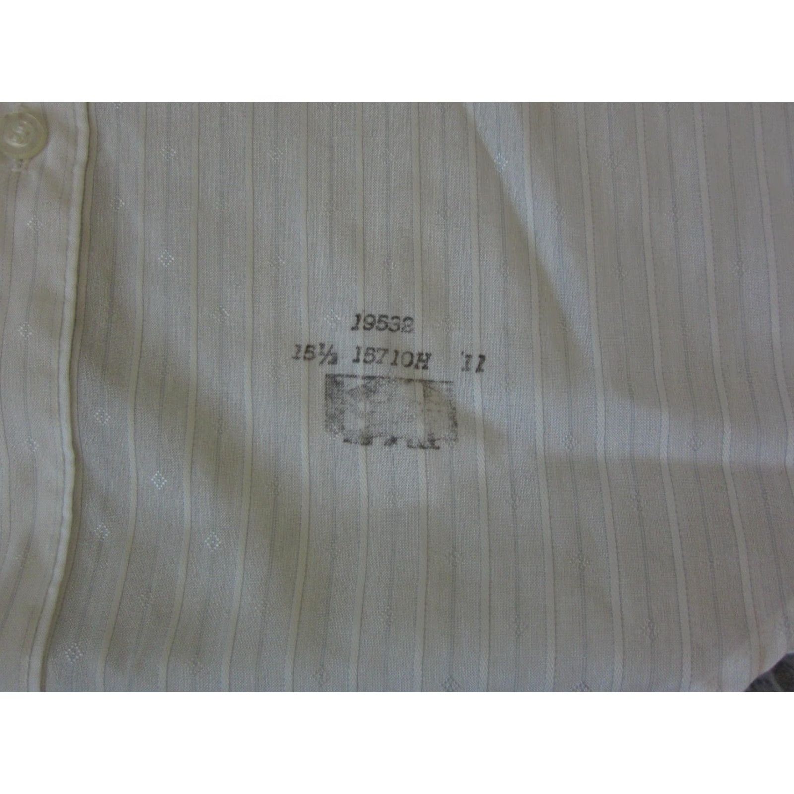 Vintage VINTAGE Career Club Shirt Mens 15.5 Medium White Button-Up Collared 60s 70s Disco Shirt Size US L / EU 52-54 / 3 - 2 Thumbnail