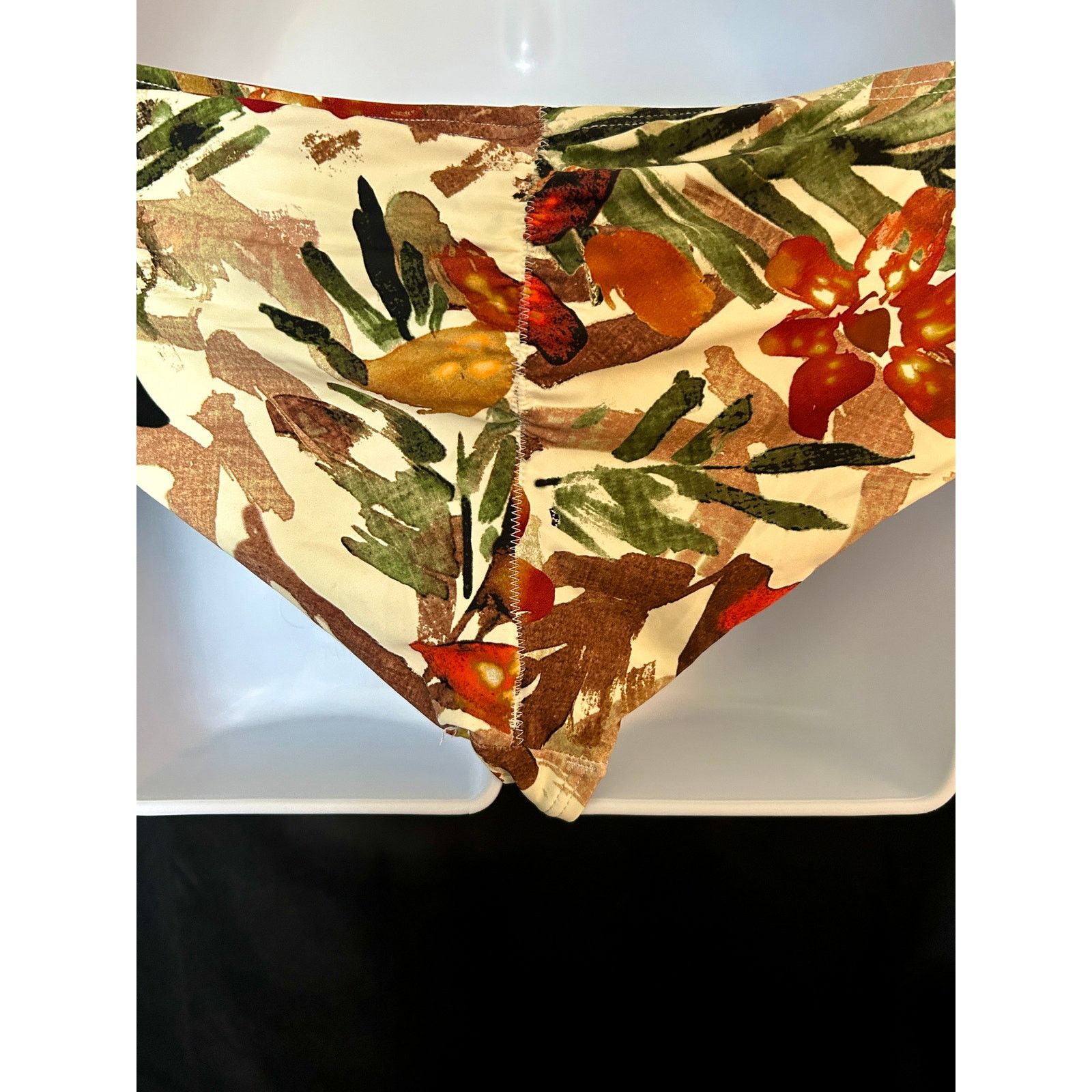 Vince Camuto New Vince Camuto Floral Bikini Set Cheeky Bottom Set, Size L Size L / US 10 / IT 46 - 4 Thumbnail