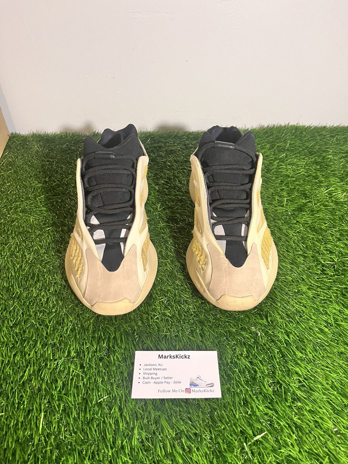 Adidas × Kanye West × Yeezy yeezy 700 v3 safflower size 10.5 Size US 10.5 / EU 43-44 - 2 Thumbnail
