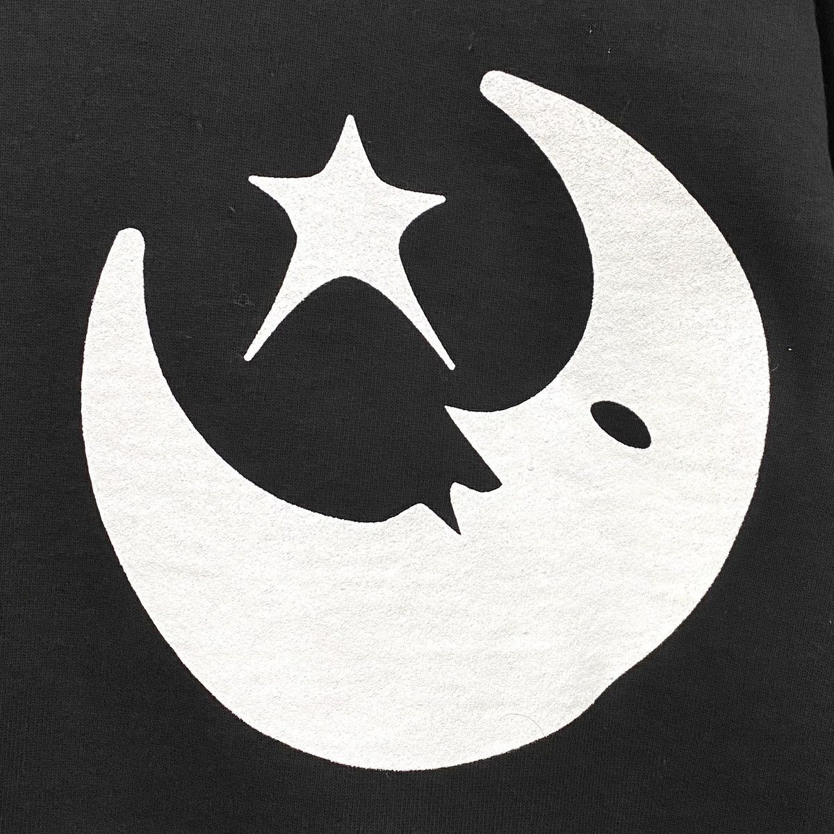 Lyrical Lemonade 2024 BY COLE BENNETT ITEM #072 CRESCENT MOON HOODIE (XL) Size US XL / EU 56 / 4 - 3 Thumbnail
