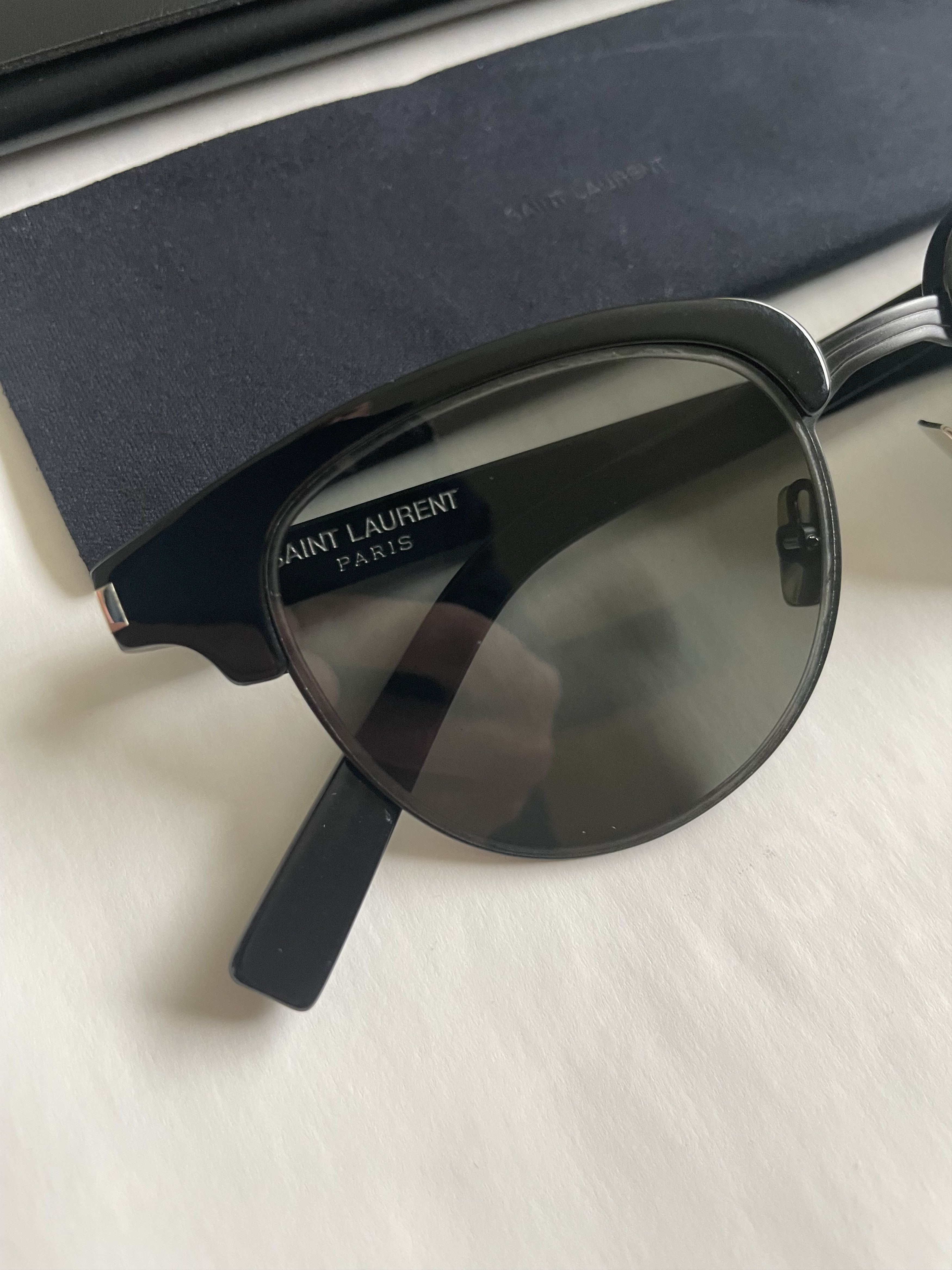 Yves Saint Laurent Yves Saint Laurent - YSL SL 160 001 SLIM Sunglasses Black Size ONE SIZE - 5 Thumbnail
