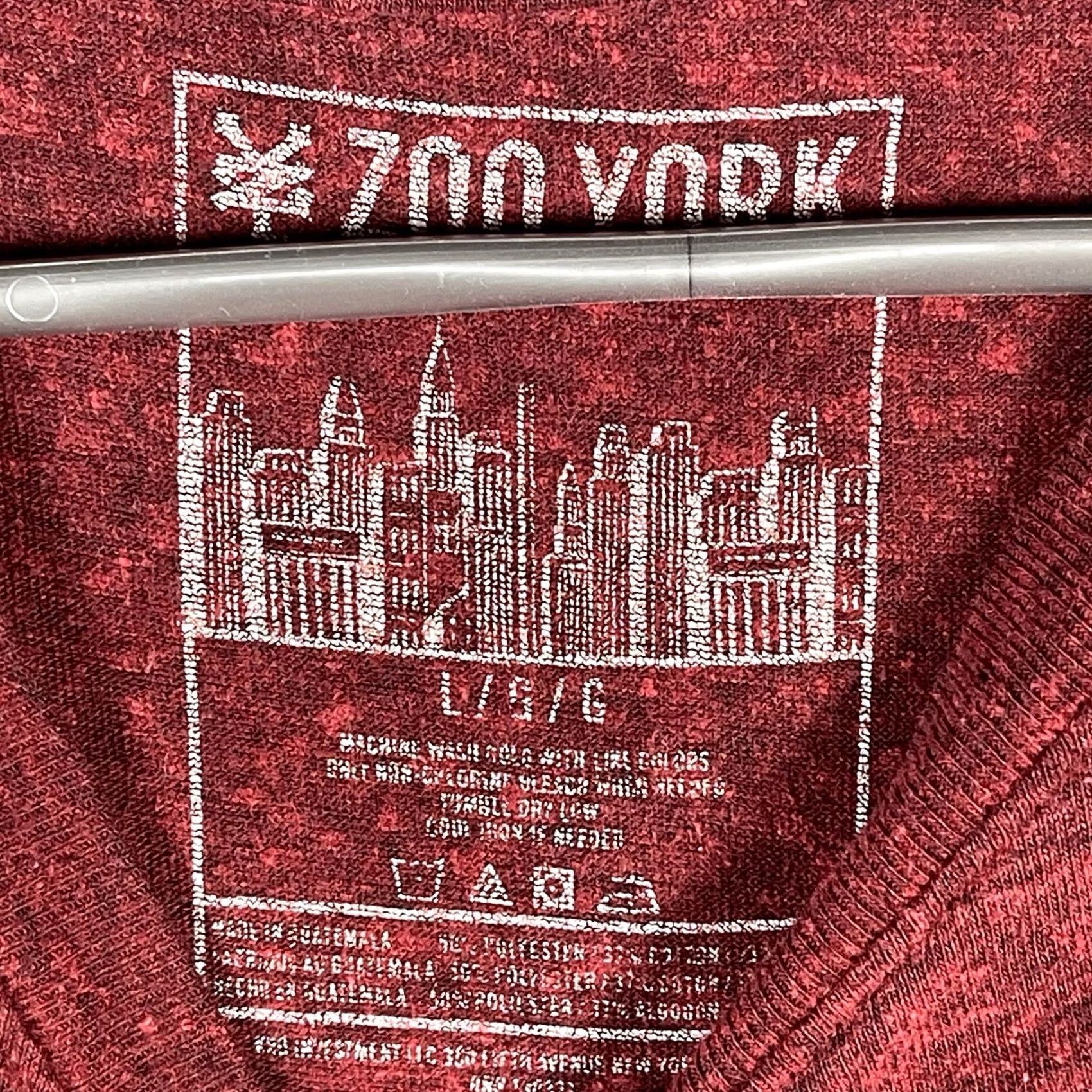 Zoo York VINTAGE Zoo York T-Shirt City Graphic Red L Men Shirts Graphic Tee 90s Skater Mens Size US L / EU 52-54 / 3 - 4 Thumbnail