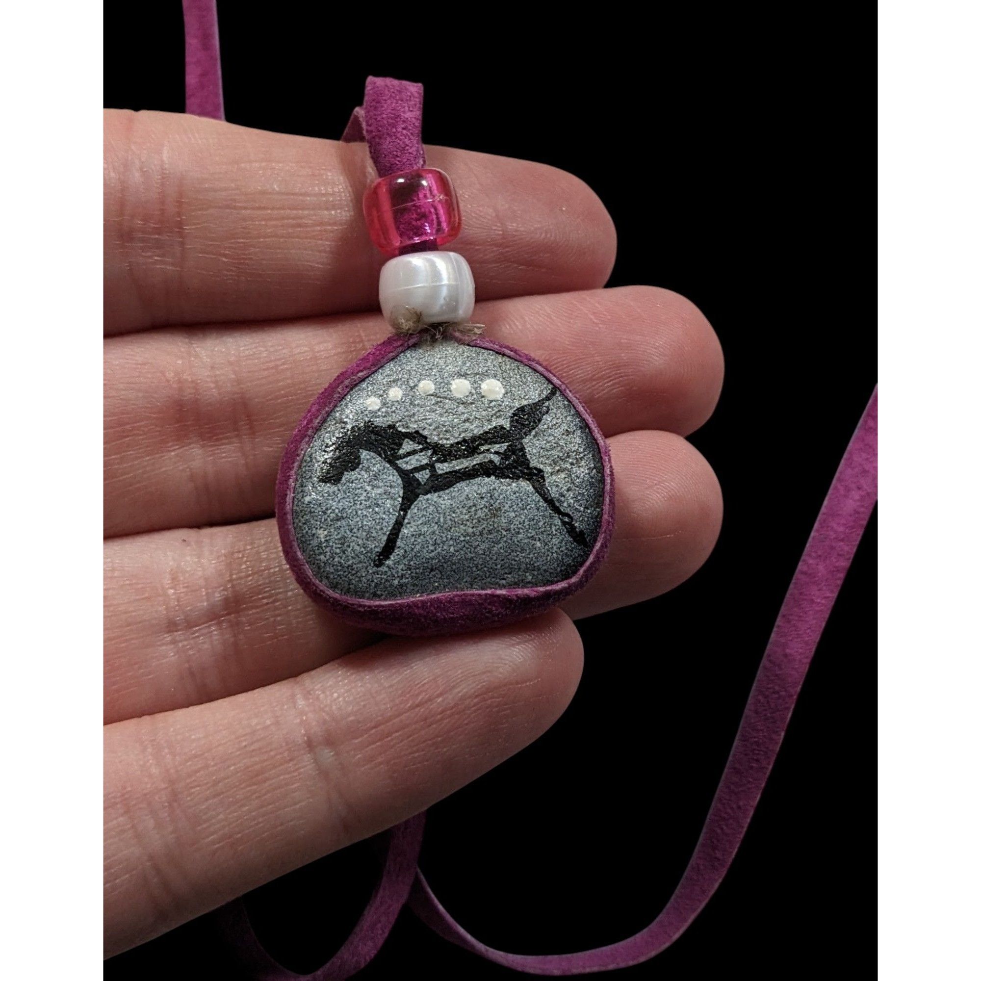 Other Native Hand Painted Mustang Rock Pendant Necklace With Purpl Size ONE SIZE - 6 Thumbnail