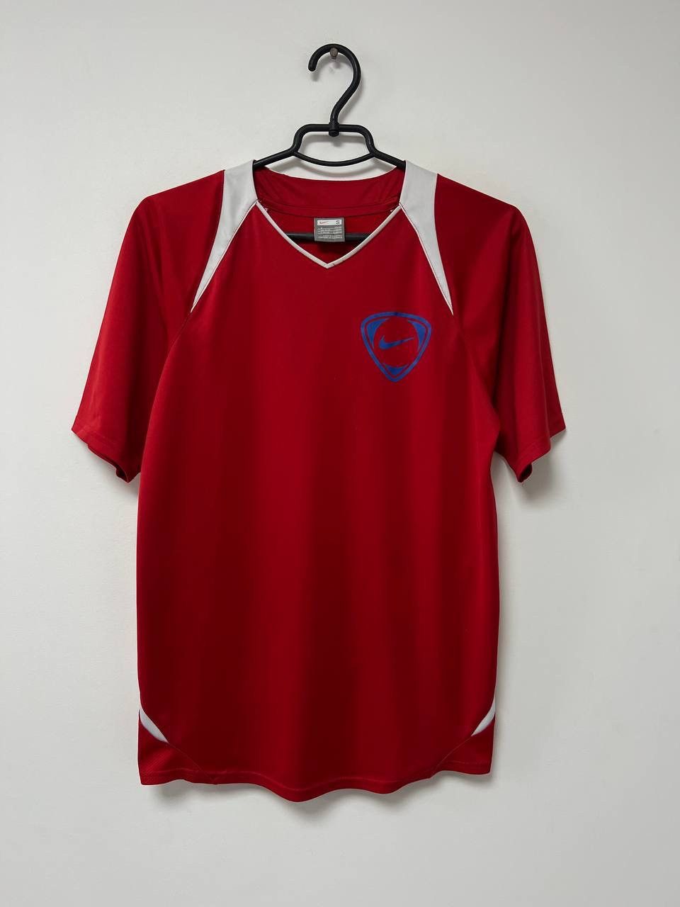 Nike Vintage 00s Nike Team Total 90 Jersey Training Red Mens sz S Size US S / EU 44-46 / 1 - 1 Thumbnail