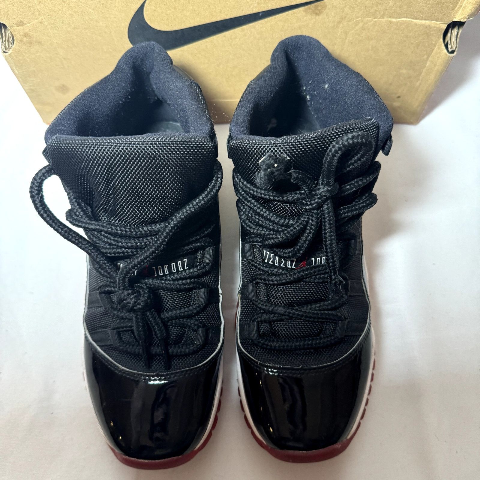 Jordan Brand × Nike Size 7 - Nike Air Jordan 11 Retro GS Bred 2019 Men's Shoes Size US 7 / EU 40 - 4 Thumbnail