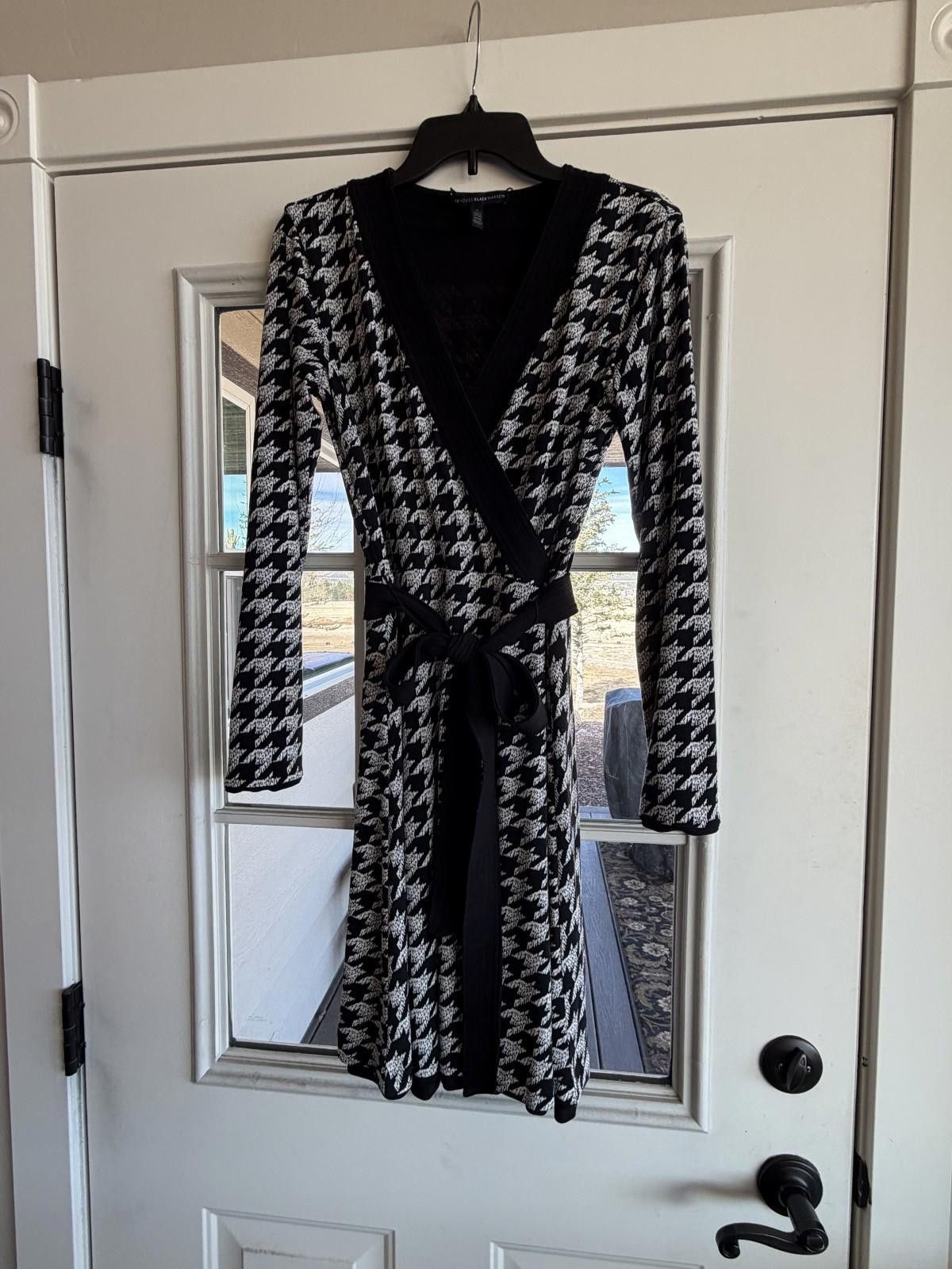 Other WHBM Bold Houndstooth Reversible Faux Wrap Belted Dress 6 Size M / US 6-8 / IT 42-44 - 5 Thumbnail