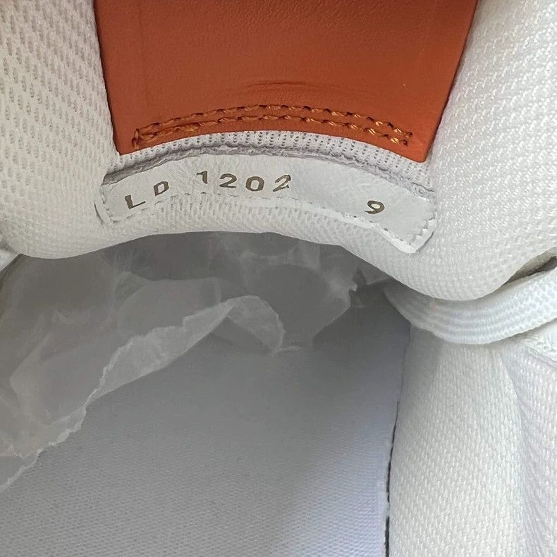 Louis Vuitton Louis Vuitton Trainer white and orange board shoes Size US 10 / EU 43 - 5 Thumbnail