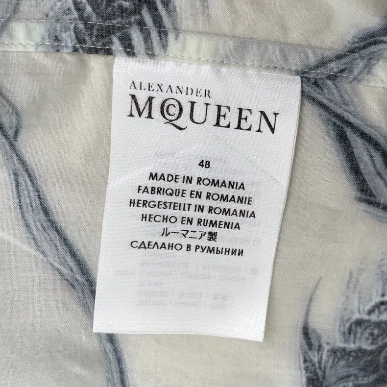 Alexander McQueen Alexander Mcqueen Color-block printed cotton lapel long-sl Size US M / EU 48-50 / 2 - 6 Thumbnail