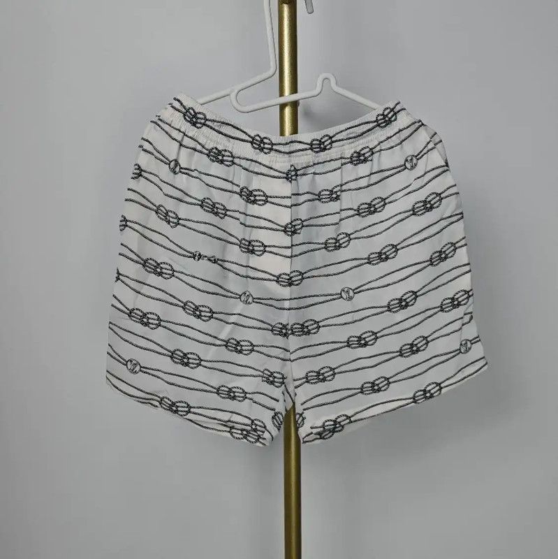 Louis Vuitton Louis Vuitton Summer White Silk Logo Shorts 0089 Size 23" - 1 Thumbnail