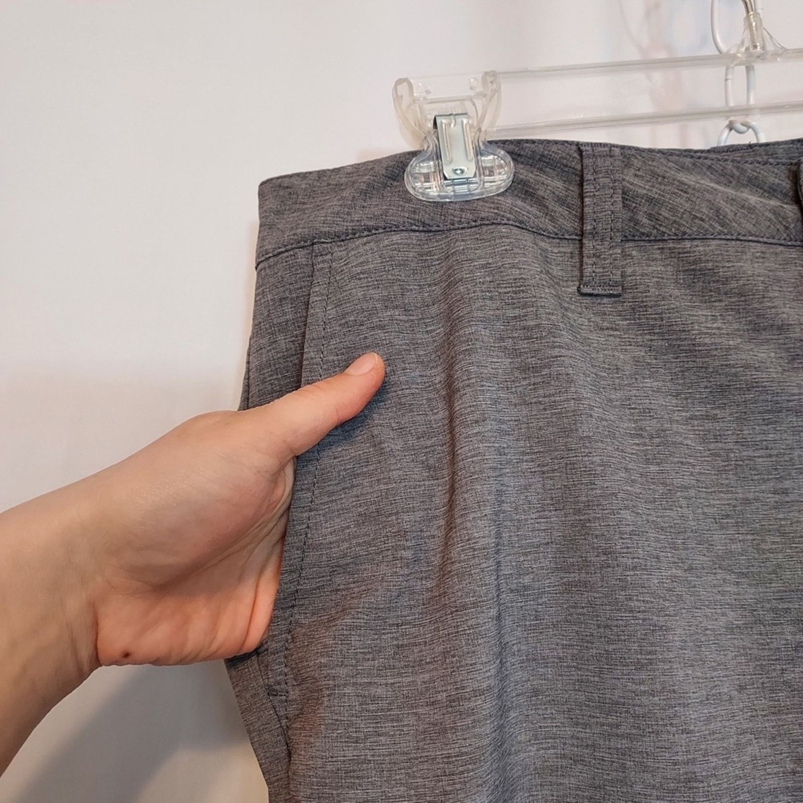 TravisMathew Travis Mathew Men’s Gray Casual Active Flat Front Shorts Size US 34 / EU 50 - 5 Thumbnail