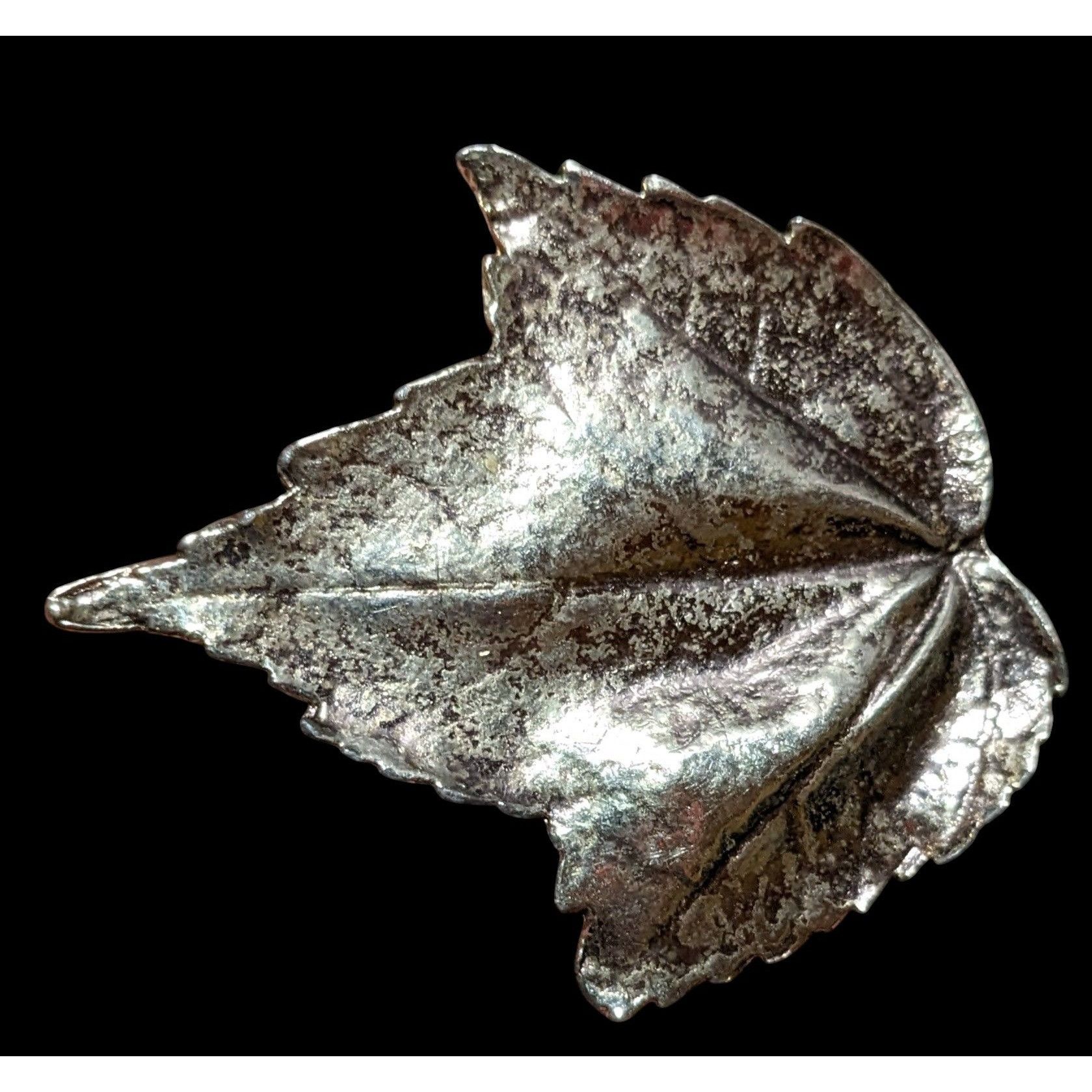 Other Vintage Silver Tone Textured Maple Leaf Brooch Size ONE SIZE - 2 Thumbnail