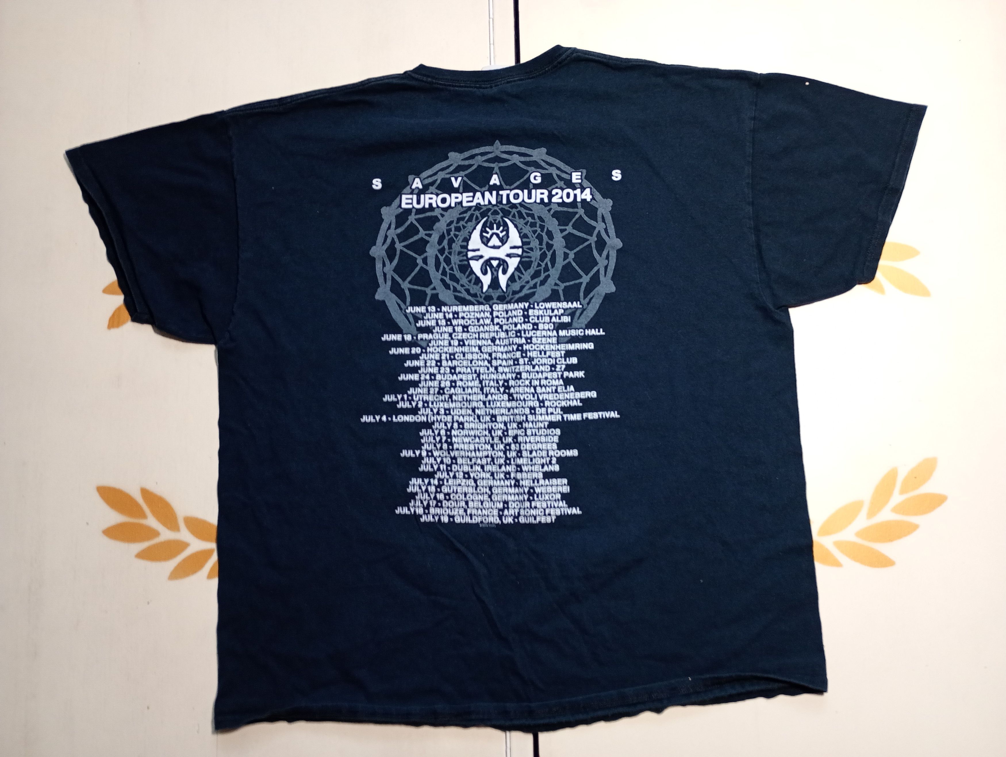 Band Tees × Gildan Gildan Soulfly Savages European Tour 2014 T-Shirt Size US XXL / EU 58 / 5 - 7 Thumbnail
