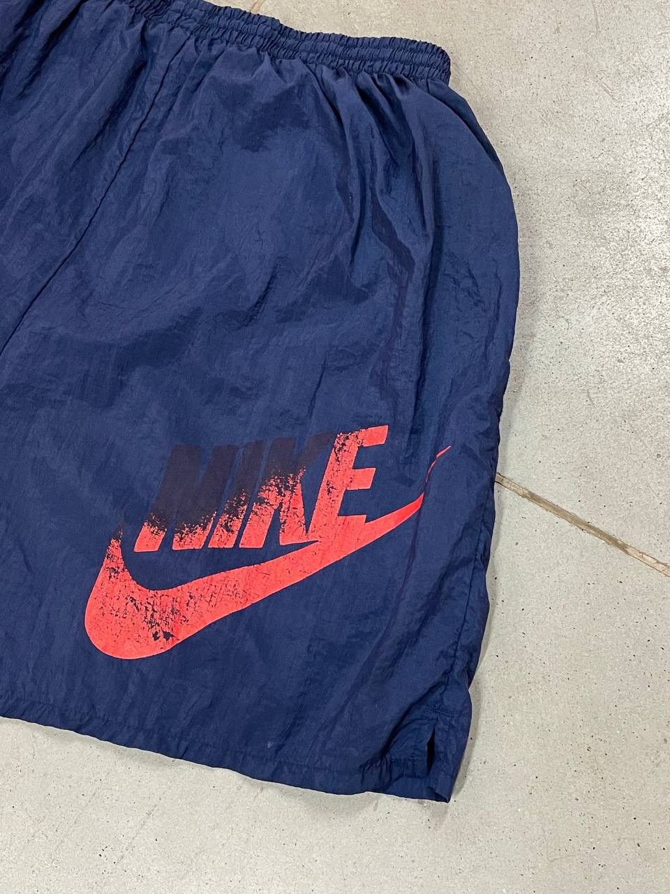 Nike Vintage Nike Shorts Big Swoosh Logo Size US 34 / EU 50 - 3 Thumbnail