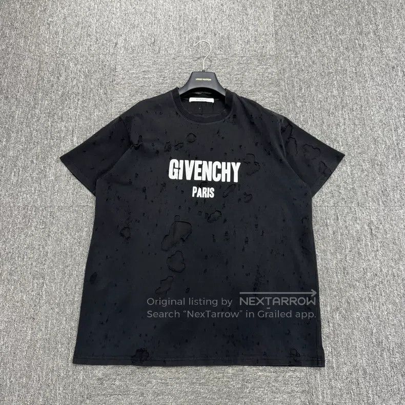 Givenchy Givenchy Ripped Aged Printed Short Sleeve Size US M / EU 48-50 / 2 - 1 Thumbnail