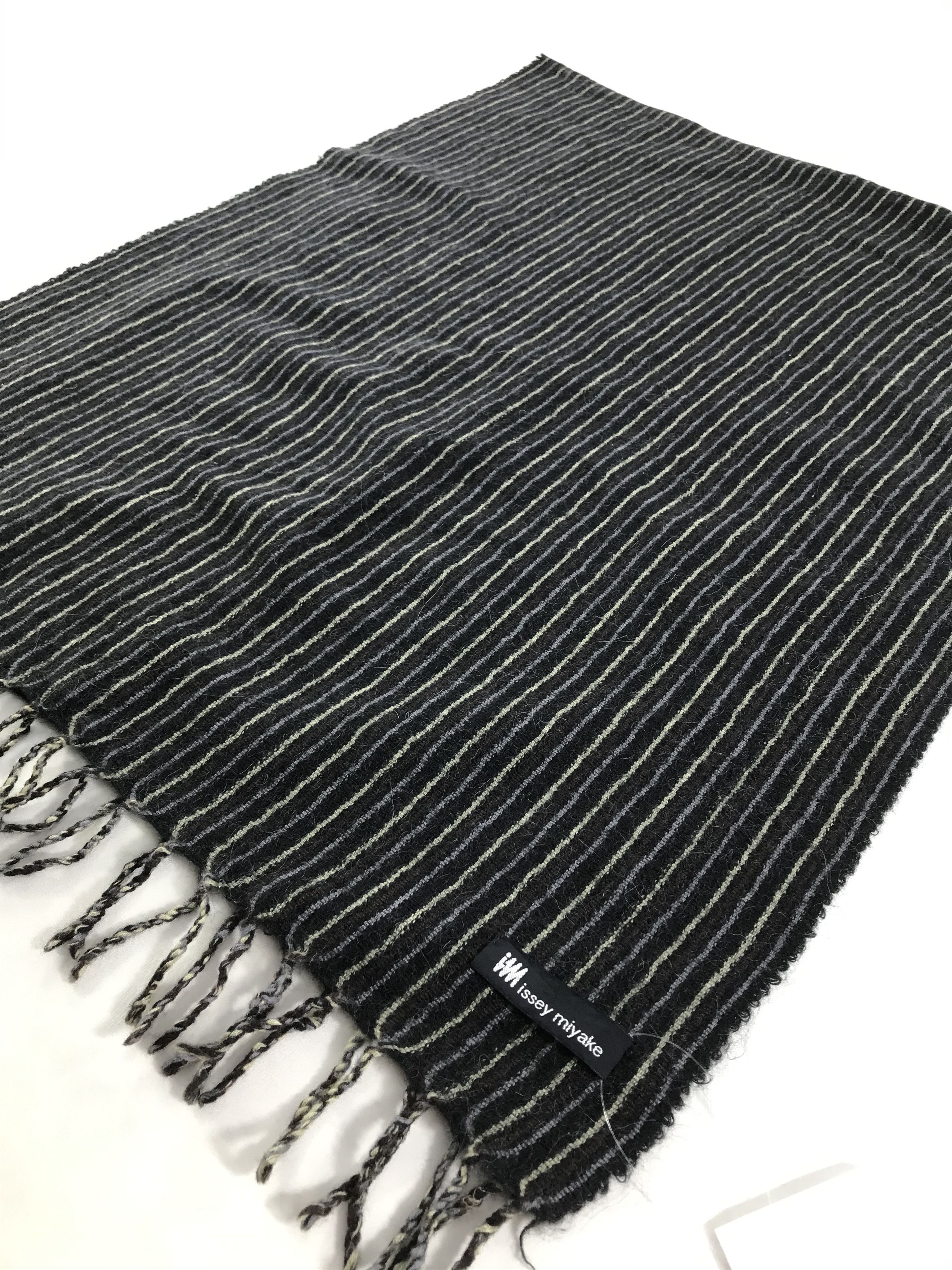 Issey Miyake Vintage Issey Miyake Scarf/Muffler/Neckwear MF1255 Size ONE SIZE - 2 Thumbnail