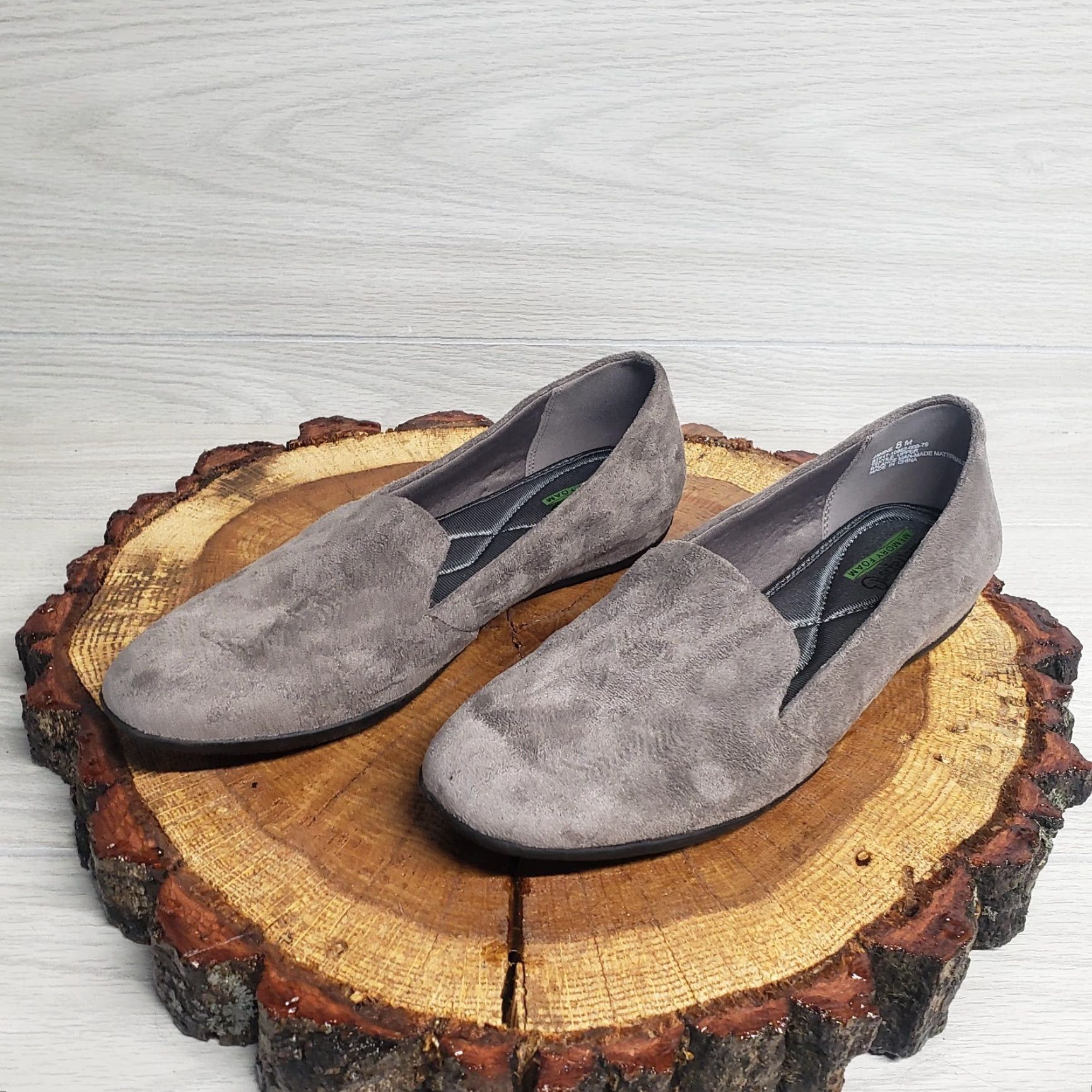 Vintage VINTAGE BareTraps Janine Gray Flats Loafers Slip On Round Toe Adult Women 8M Black Casual Workwear Womens Size US 8 / IT 38 - 2 Thumbnail