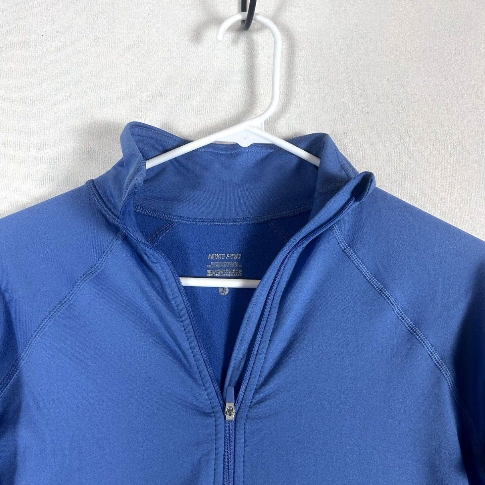 Nike Nike Pro Womens Pullover 1/2 Zip Mock Neck Dri-Fit Long Sleeve Size M Blue Size M / US 6-8 / IT 42-44 - 2 Thumbnail