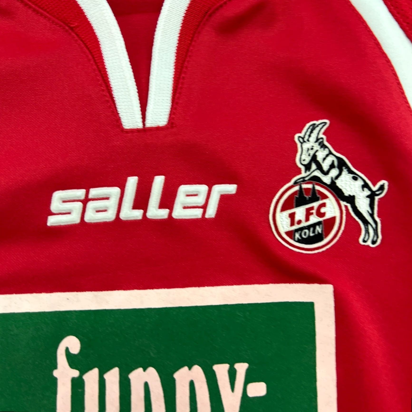 Vintage Saller Shirt Football Jersey Mens Small Red 2004 2005 FC Kohl Home Short Sleeve Round Neck Moisture Wicking Quick Dry Sports Athletic Size US S / EU 44-46 / 1 - 7 Thumbnail