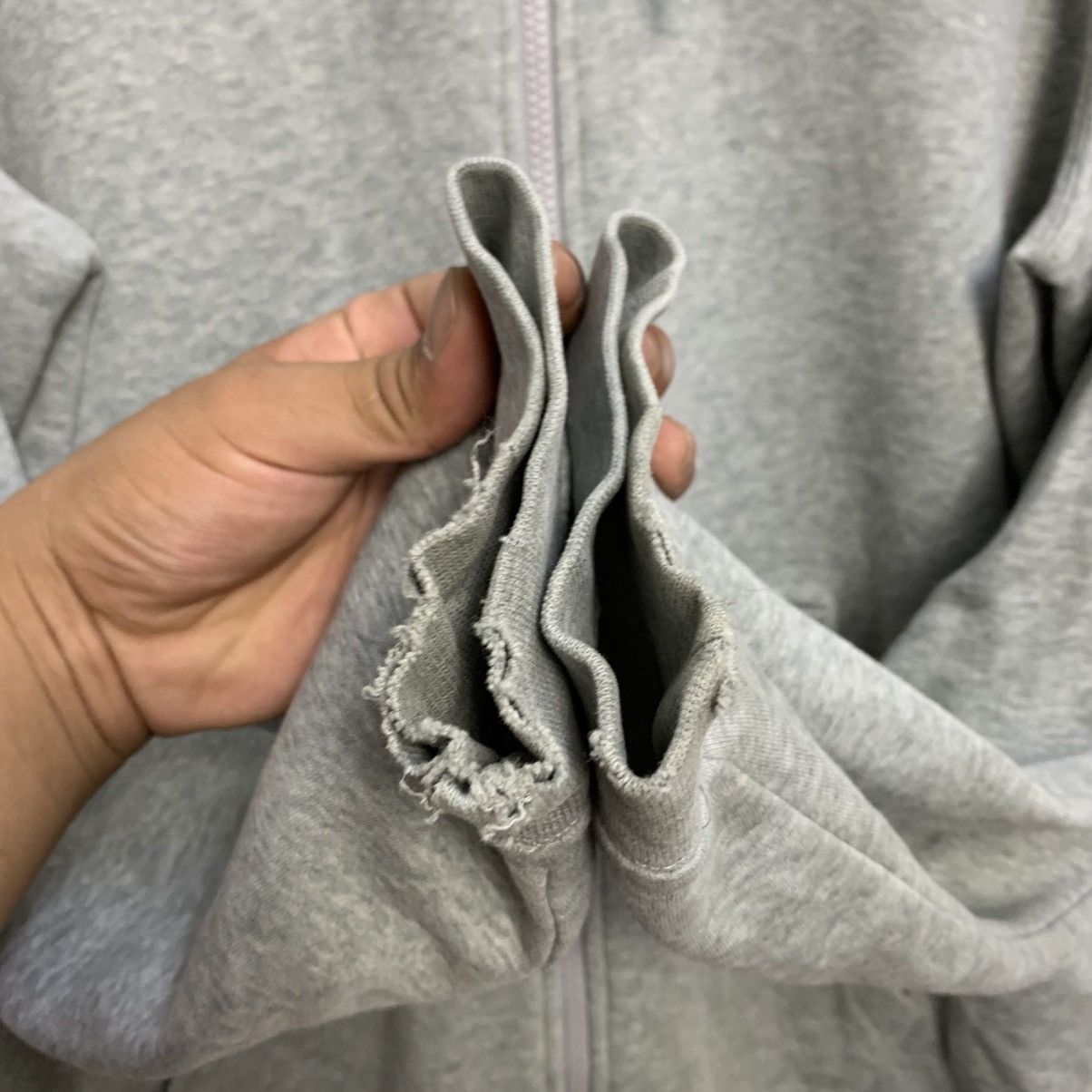Nike × Vintage Nike Vintage Fit Hoodie Distressed Size US L / EU 52-54 / 3 - 7 Thumbnail