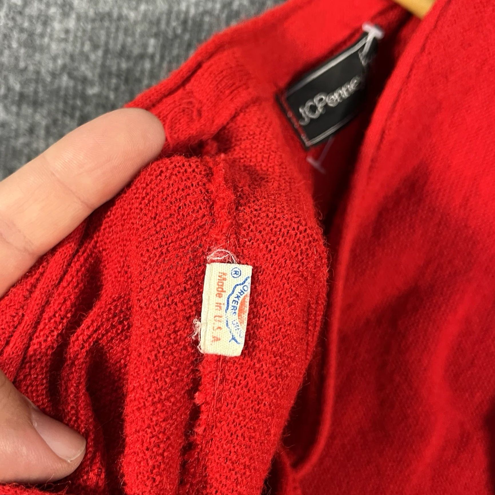 JCPenney VINTAGE JC PENNEY Cardigan Red 70s 80s XL Adult Union ILGWU USA Shirt Size US XL / EU 56 / 4 - 5 Thumbnail