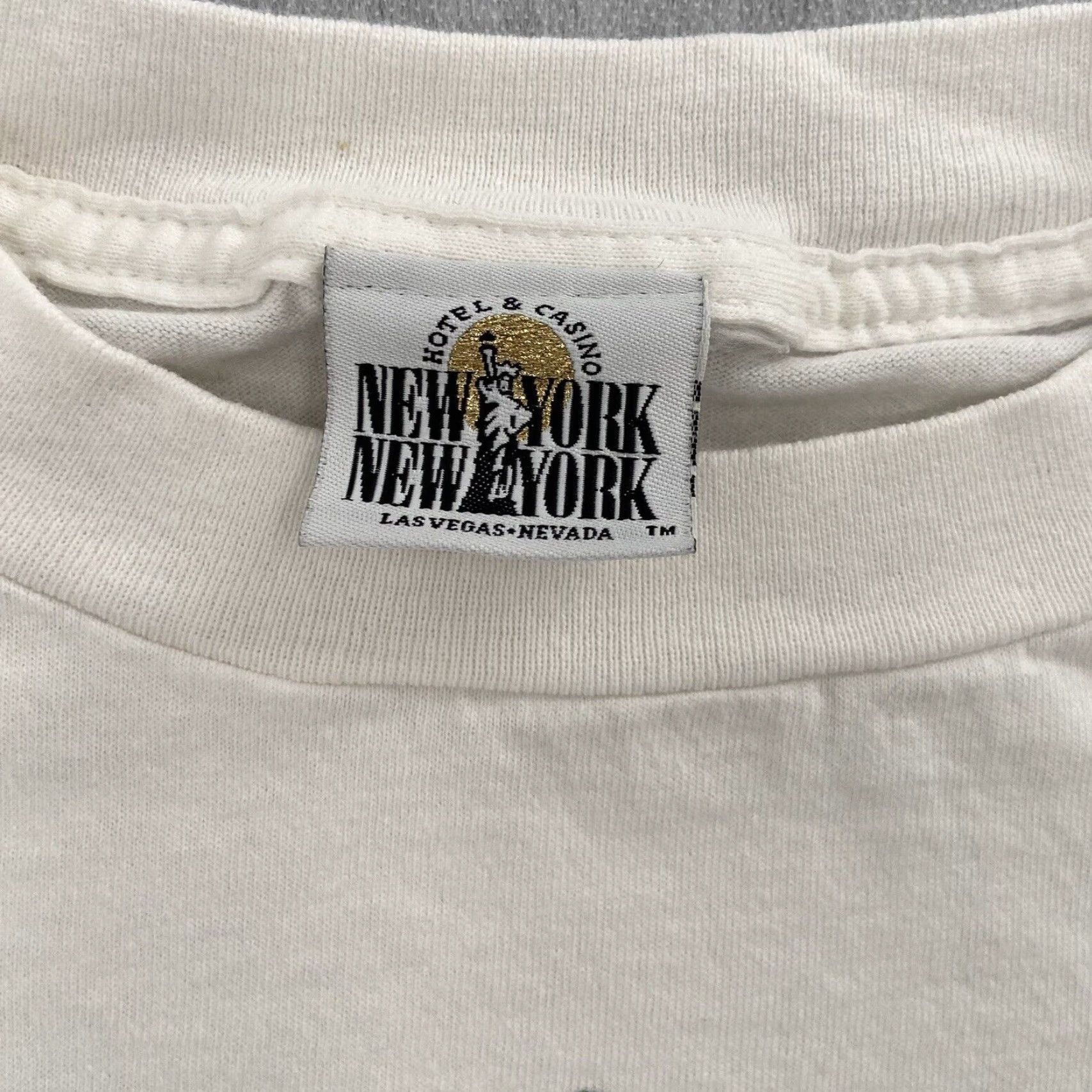 Vintage VINTAGE New York New York Hotel Casino T-Shirt Adult XL White 90s Graphic Mens Size US XL / EU 56 / 4 - 5 Thumbnail