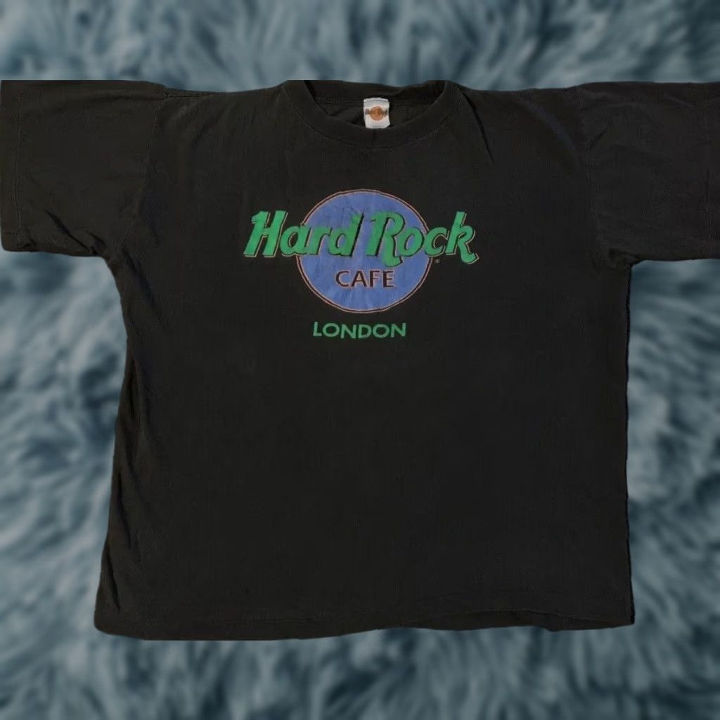 Vintage VINTAGE 90s Hard Rock Cafe London Shirt M Black Boxy Distressed Grunge Biker Skate Men T-Shirt Size M Size US M / EU 48-50 / 2 - 1 Thumbnail