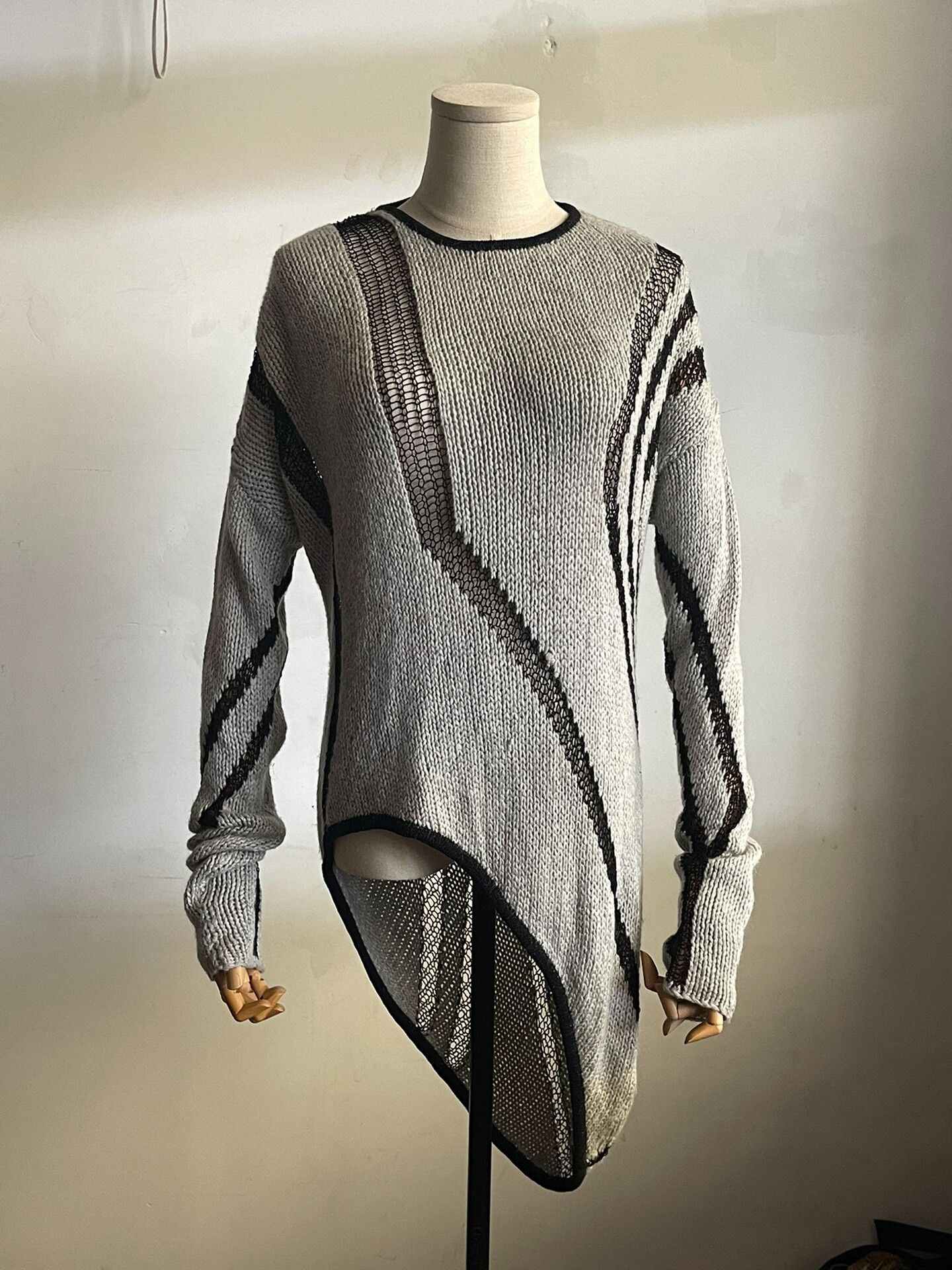 Helmut Lang Helmut Lang Knitted Sweater with Cutouts Size S / US 4 / IT 40 - 1 Thumbnail