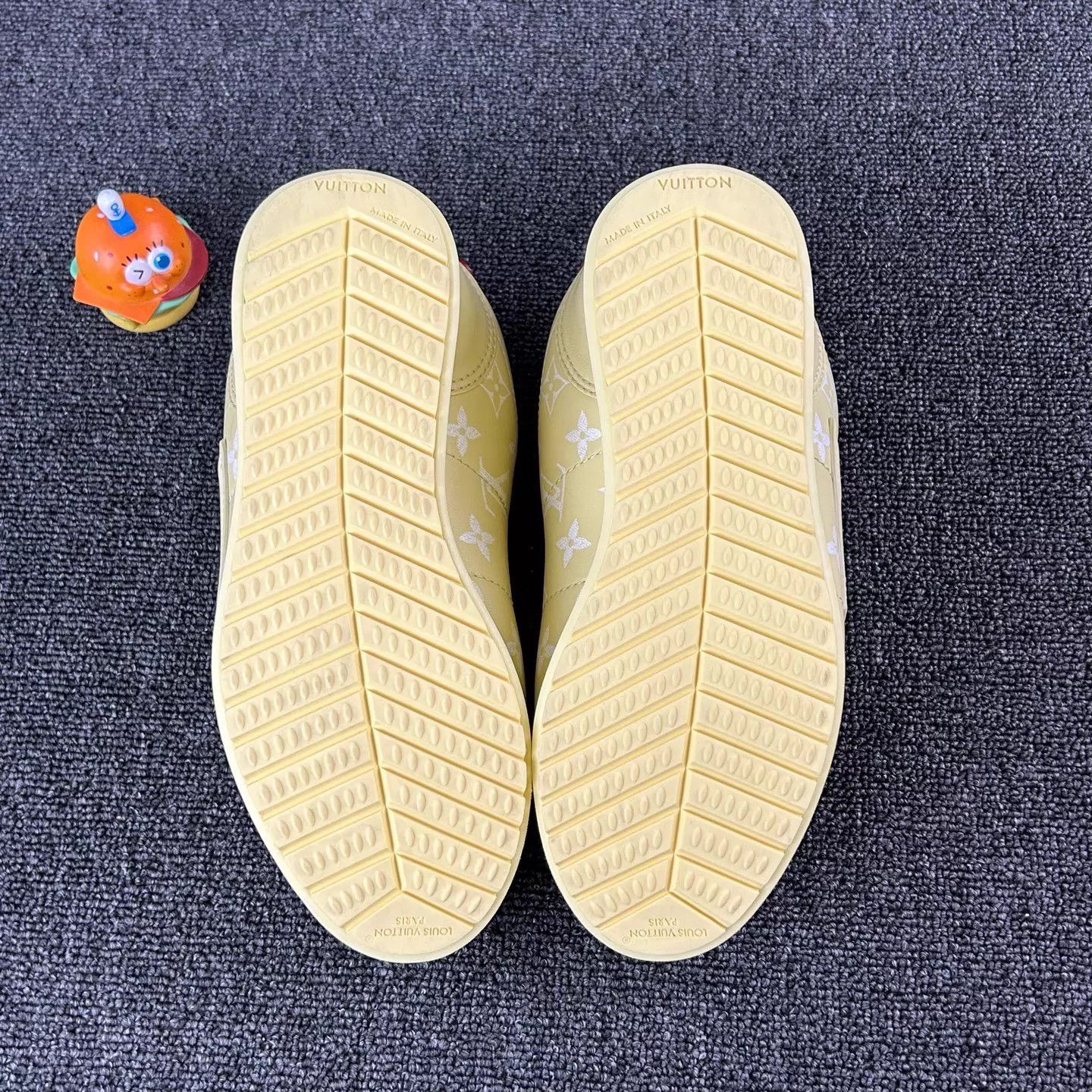 Louis Vuitton LV Yellow Monogram Casual Shoes 39 UK5 Size US 6 / EU 39 - 6 Thumbnail