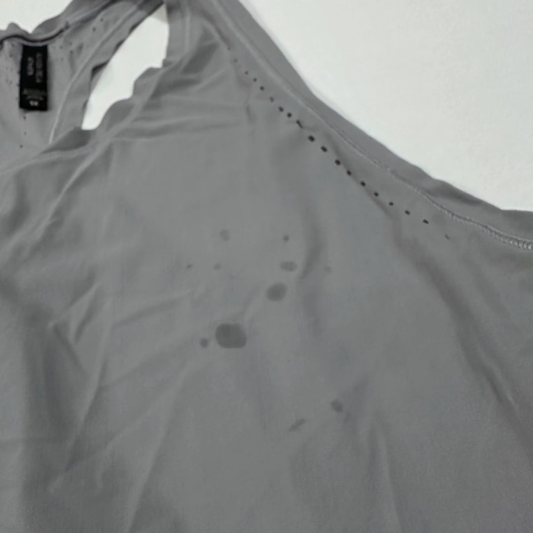 Athleta Allyson Felix Athleta Tank Womens Plus 1X Gray Sleeveless Scoop Neck Breathable Stretch Lightweight Casual Athleisure Stains Size XL / US 12-14 / IT 48-50 - 2 Thumbnail